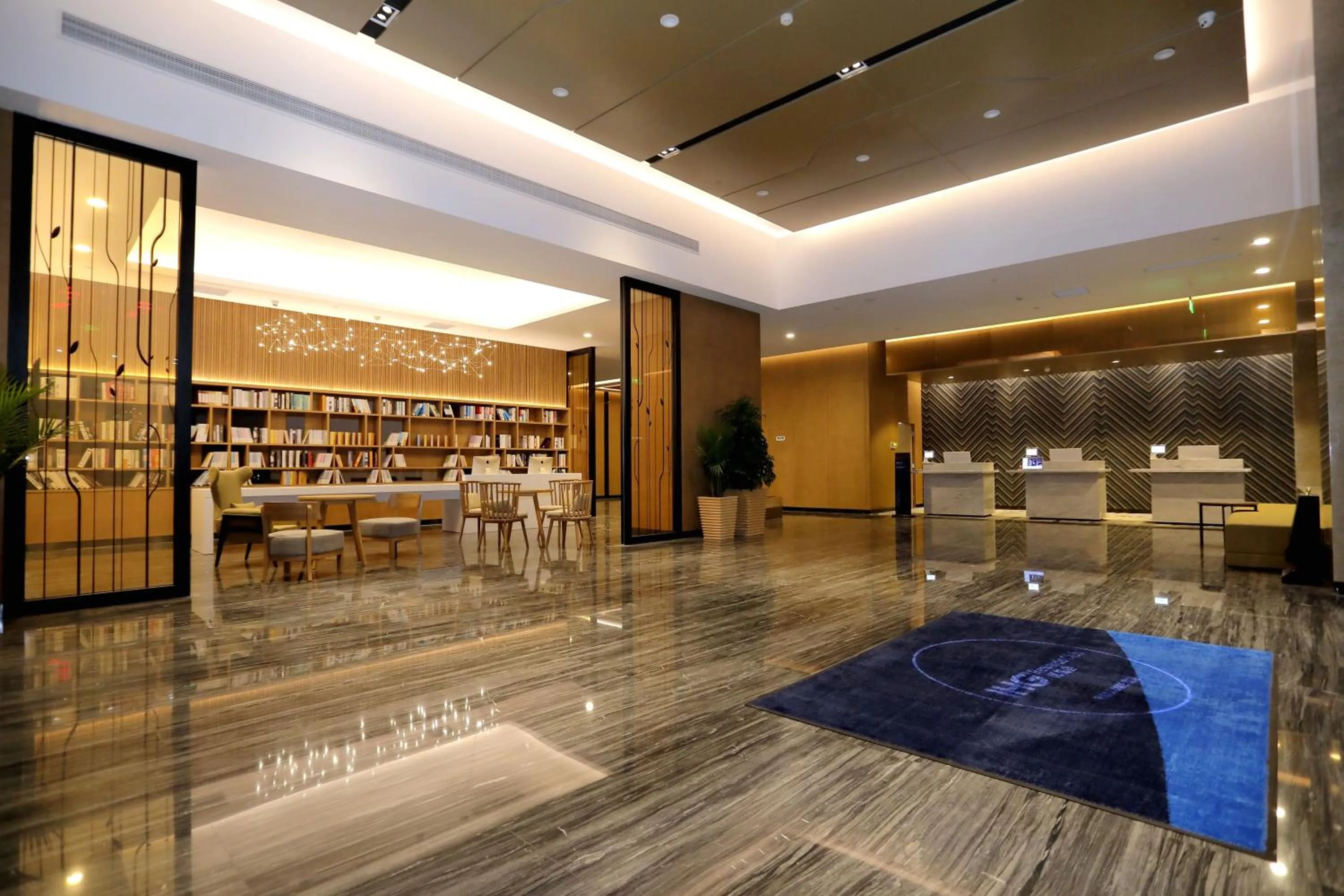 Lobby or reception in Holiday Inn Express Liaocheng Chiping by IHG
