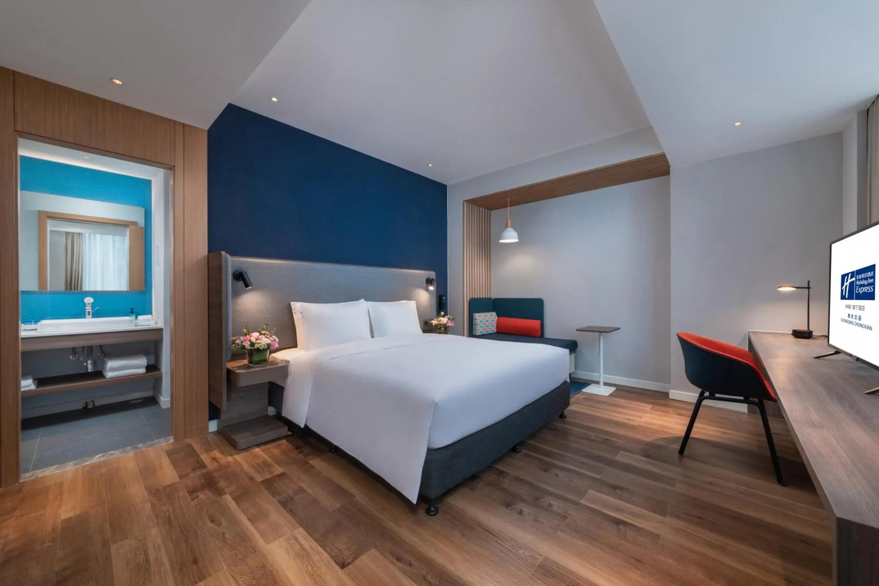 Bed in Holiday Inn Express Chongqing Zhongxian by IHG Bed in Holiday Inn Express Chongqing Zhongxian by IHG