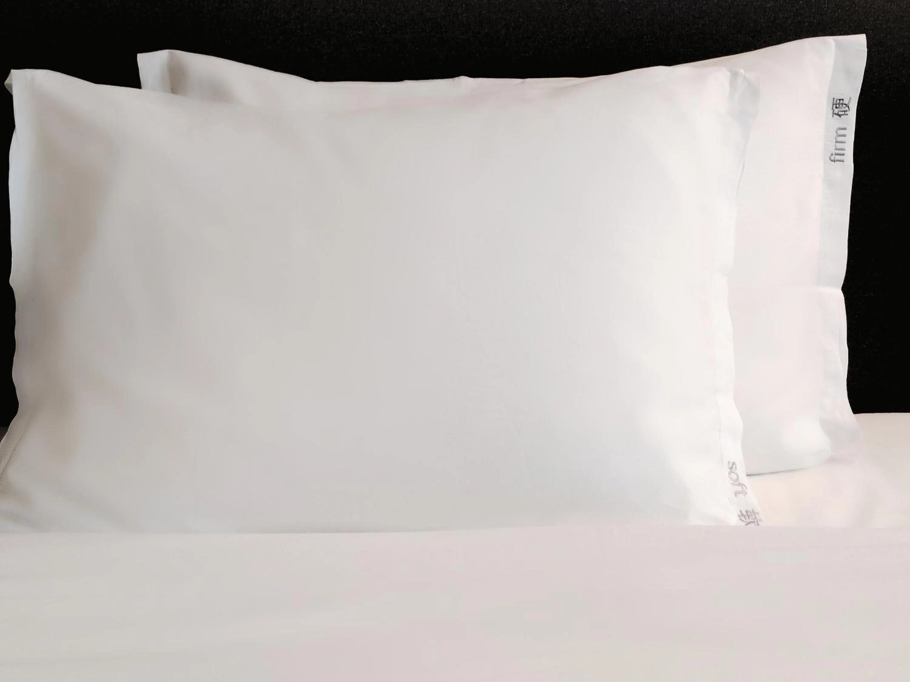 Photo of the whole room, Bed in Holiday Inn Express Dongguan Humen, an IHG Hotel