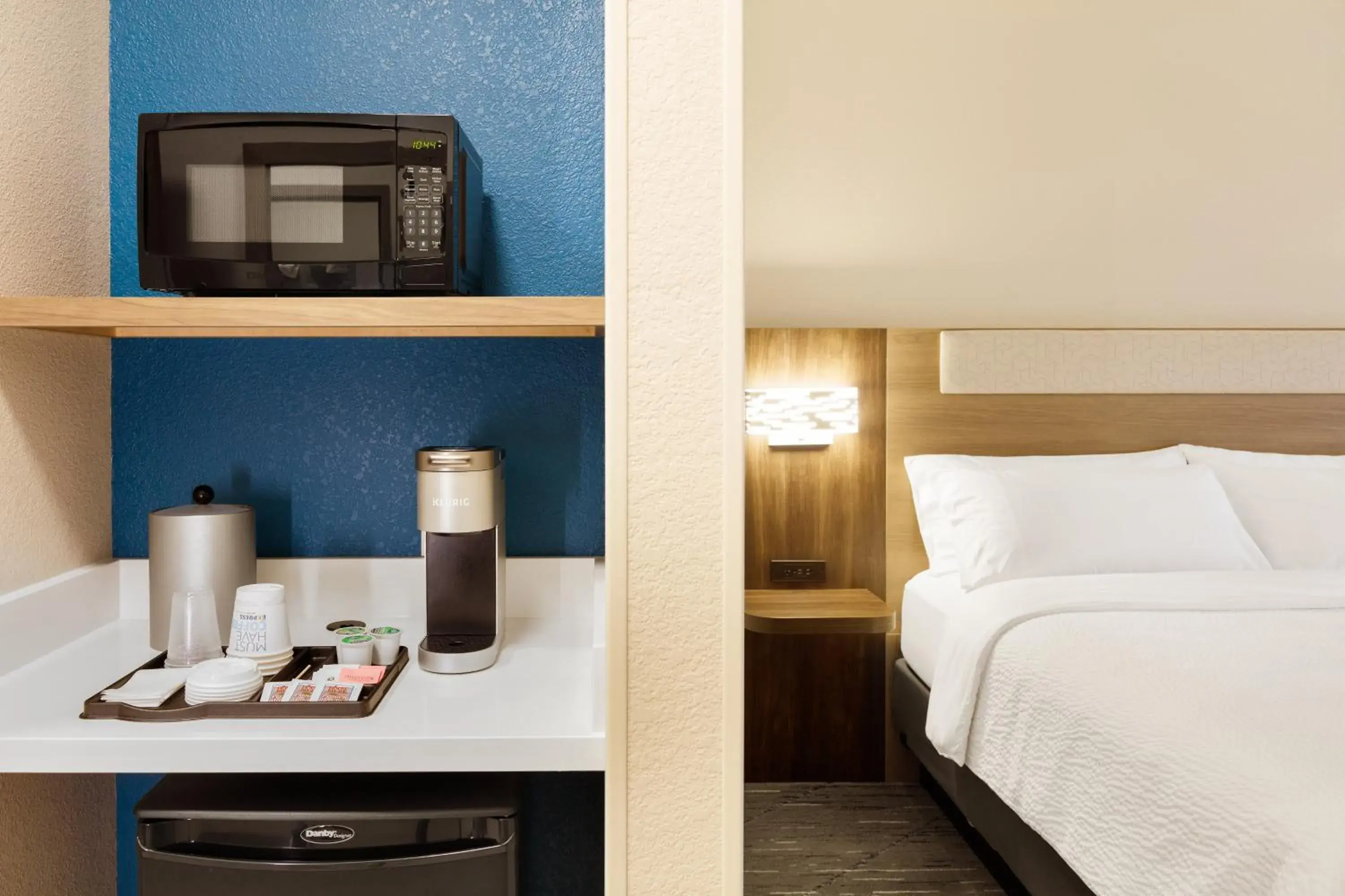 Standard Room in Holiday Inn Express & Suites - Aurora by IHG Standard Room in Holiday Inn Express & Suites - Aurora by IHG