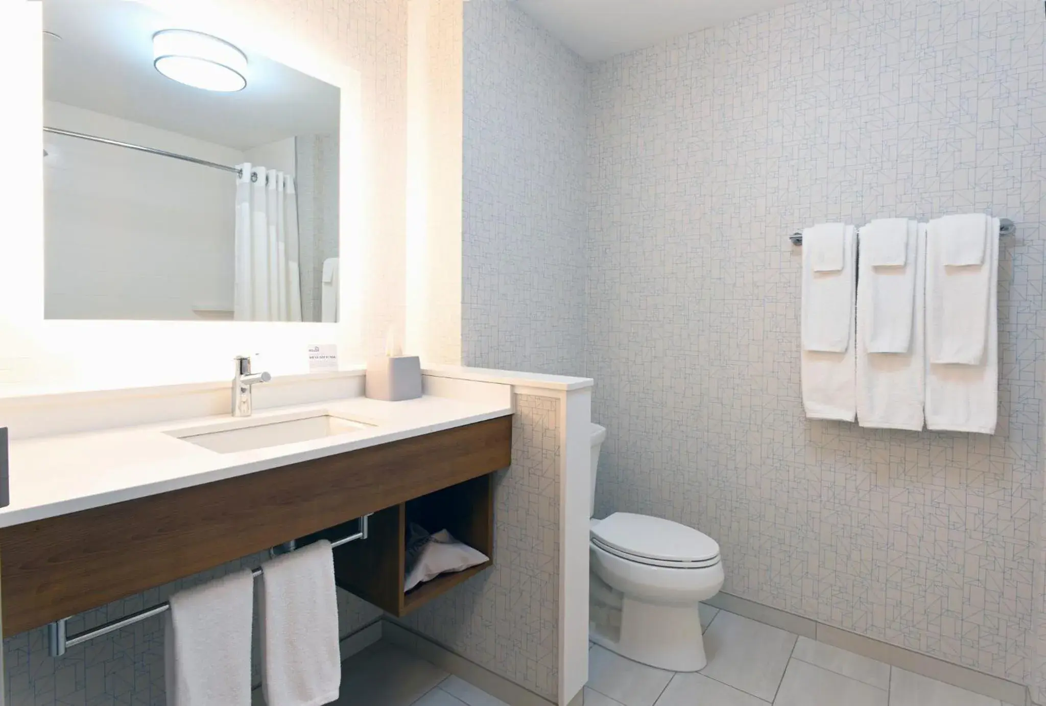 Queen Suite with Two Queen Beds and Sofa Bed in Holiday Inn Express & Suites - Aurora by IHG Queen Suite with Two Queen Beds and Sofa Bed in Holiday Inn Express & Suites - Aurora by IHG