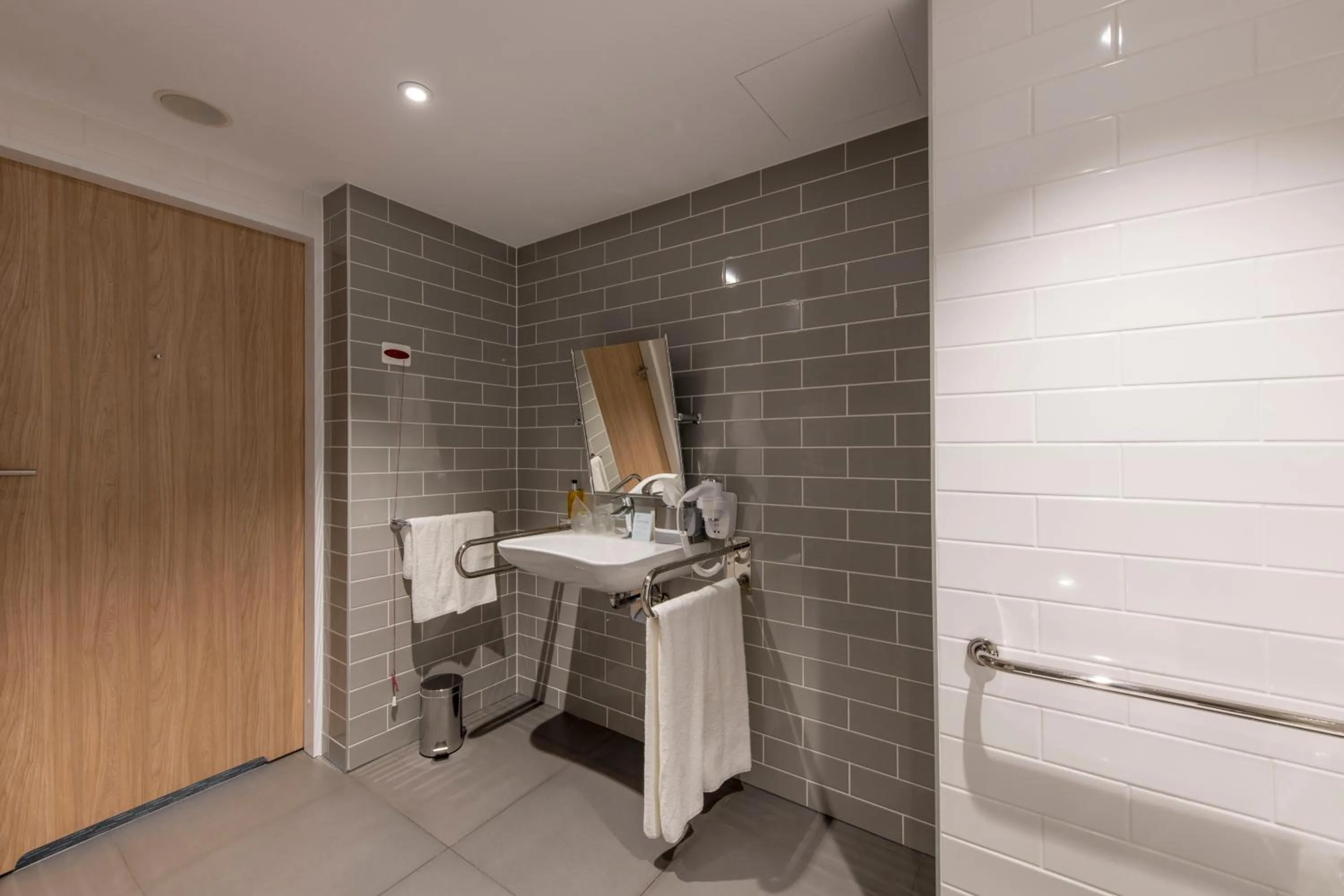 Bathroom in Holiday Inn Express Warsaw - Mokotow by IHG