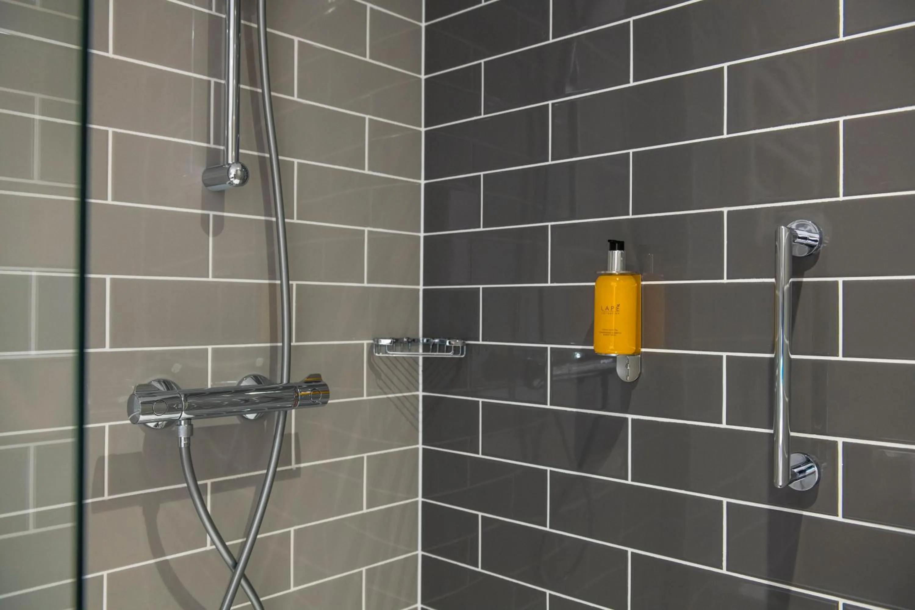 Shower in Holiday Inn Express Warsaw - Mokotow by IHG