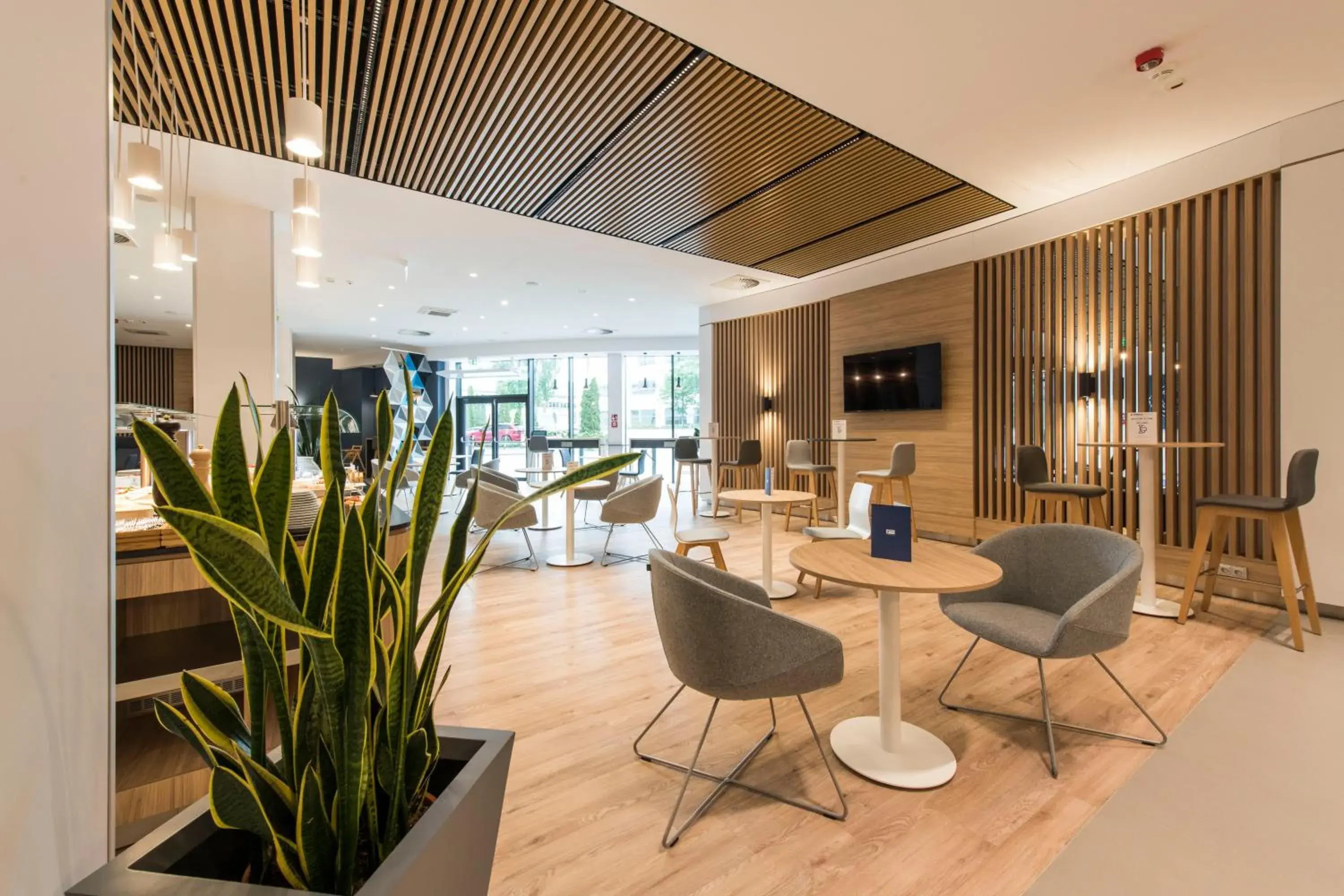 Breakfast in Holiday Inn Express Warsaw - Mokotow by IHG Breakfast in Holiday Inn Express Warsaw - Mokotow by IHG
