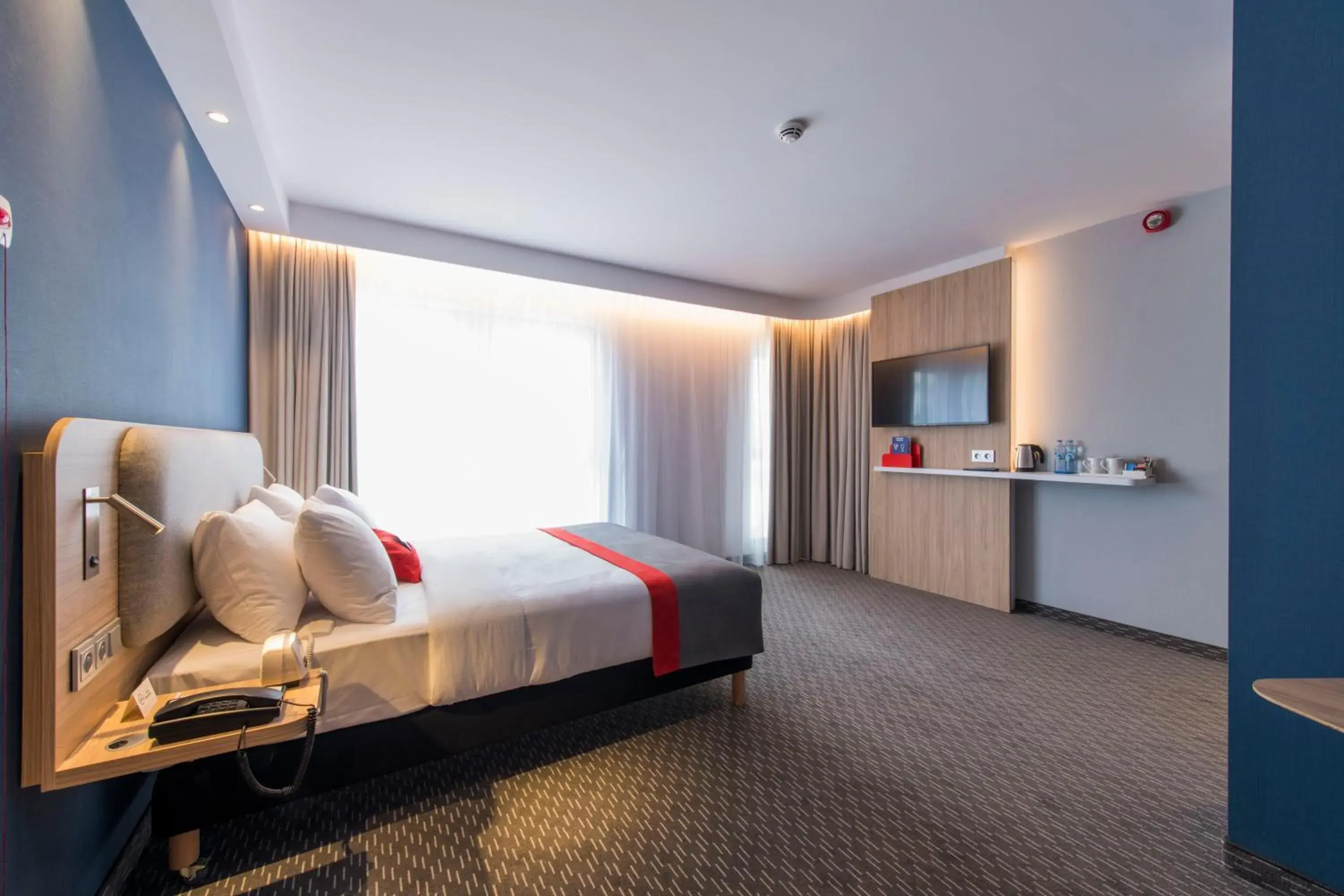 Bed in Holiday Inn Express Warsaw - Mokotow by IHG Bed in Holiday Inn Express Warsaw - Mokotow by IHG