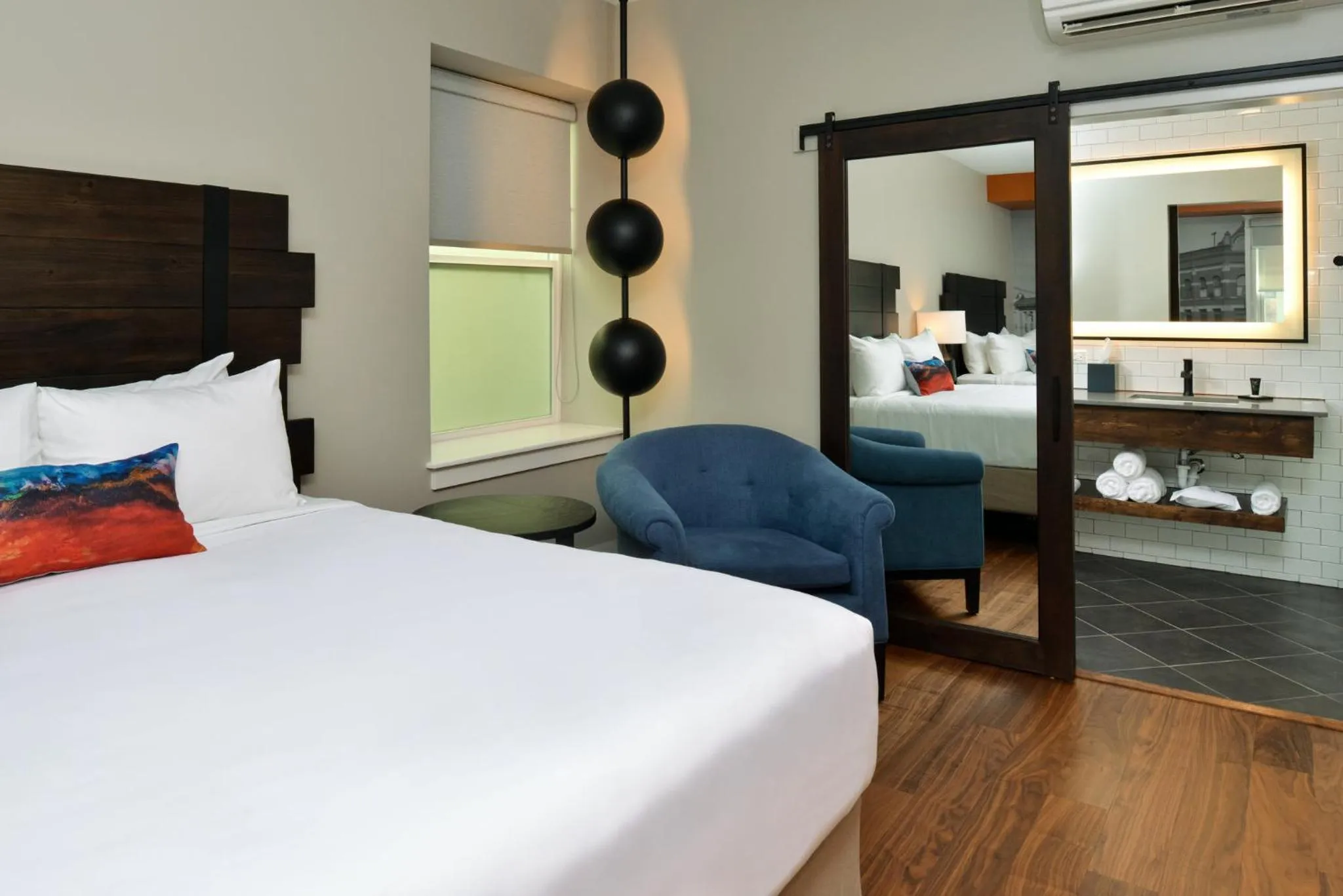 Photo of the whole room, Bed in Hotel Indigo Spokane Downtown by IHG