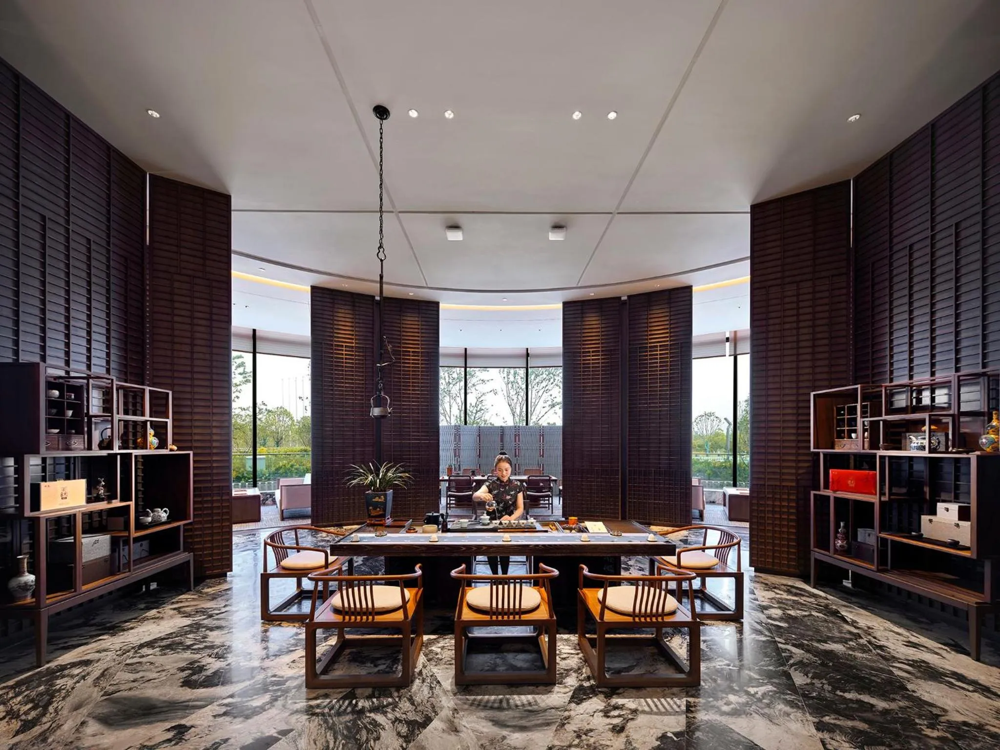 Lounge or bar in HUALUXE Nanjing Yangtze River