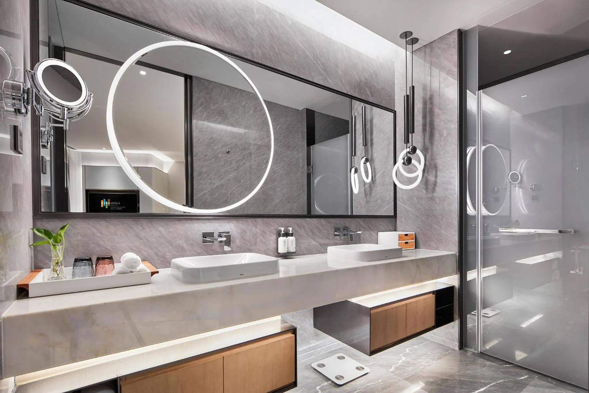 Bathroom in EVEN Hotel Nanjing Yangtze River by IHG