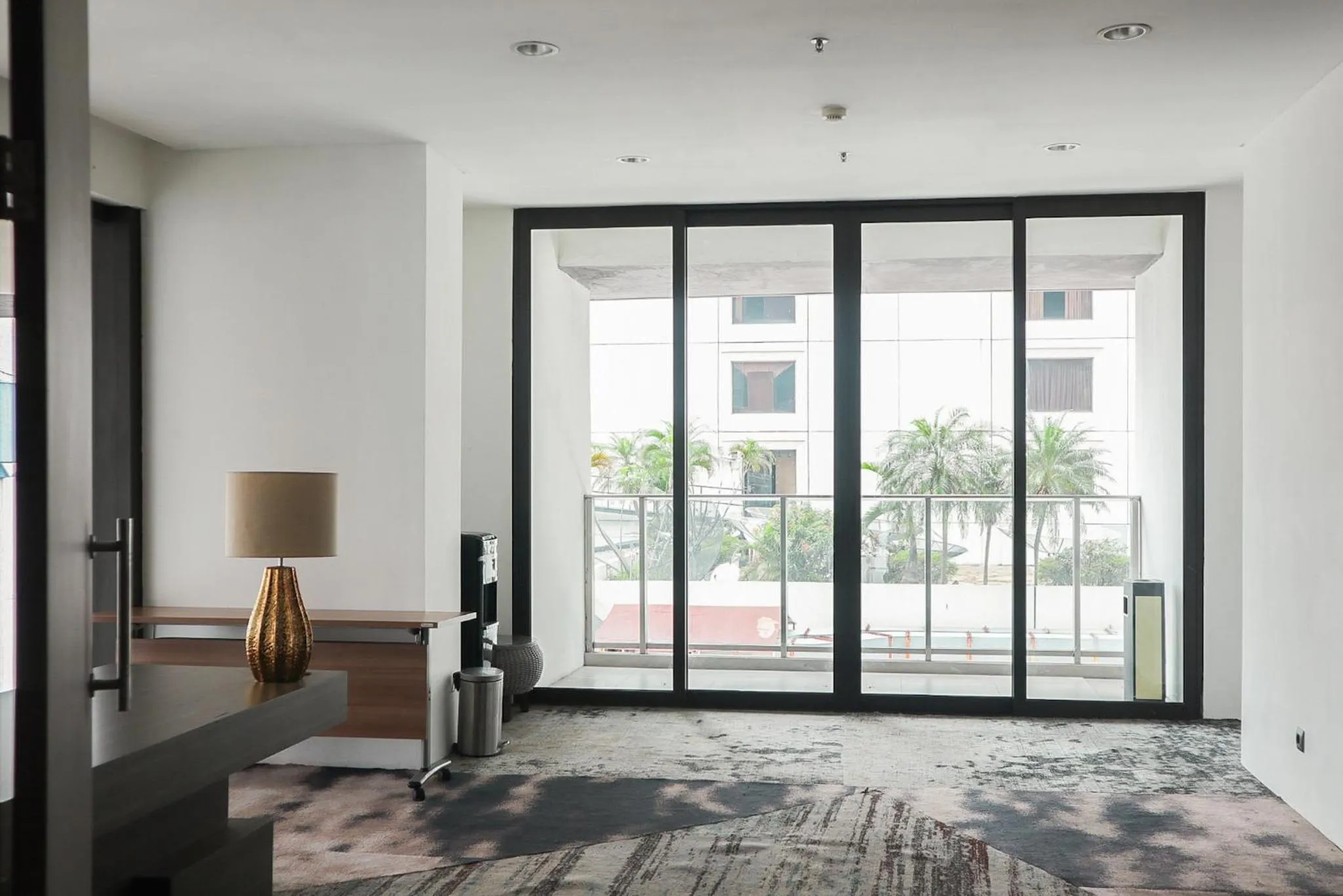 Meeting/conference room in Mangkuluhur Residences by Lorin