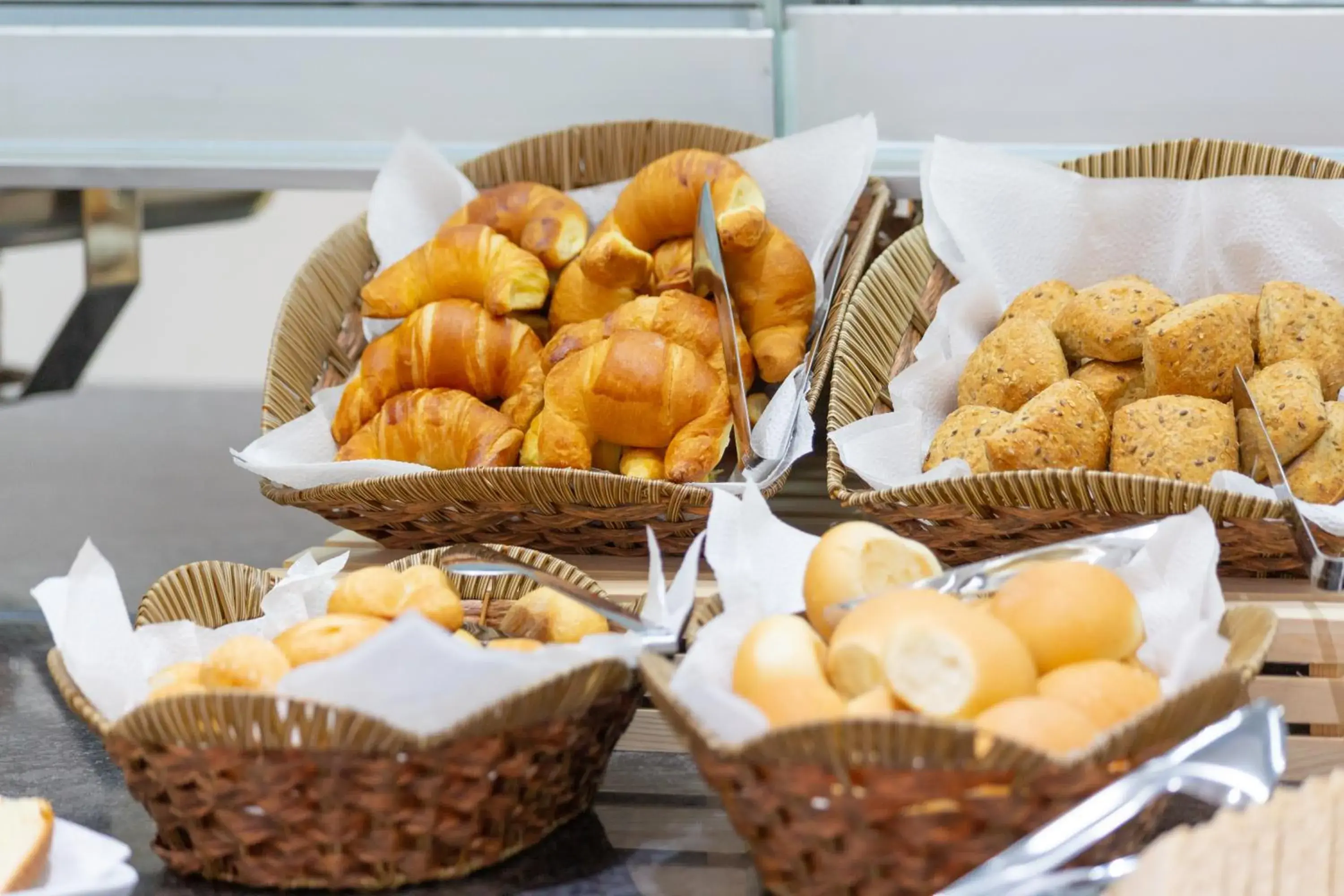 Restaurant/places to eat in Howard Johnson by Wyndham Lima Miraflores Art House Restaurant/places to eat in Howard Johnson by Wyndham Lima Miraflores Art House