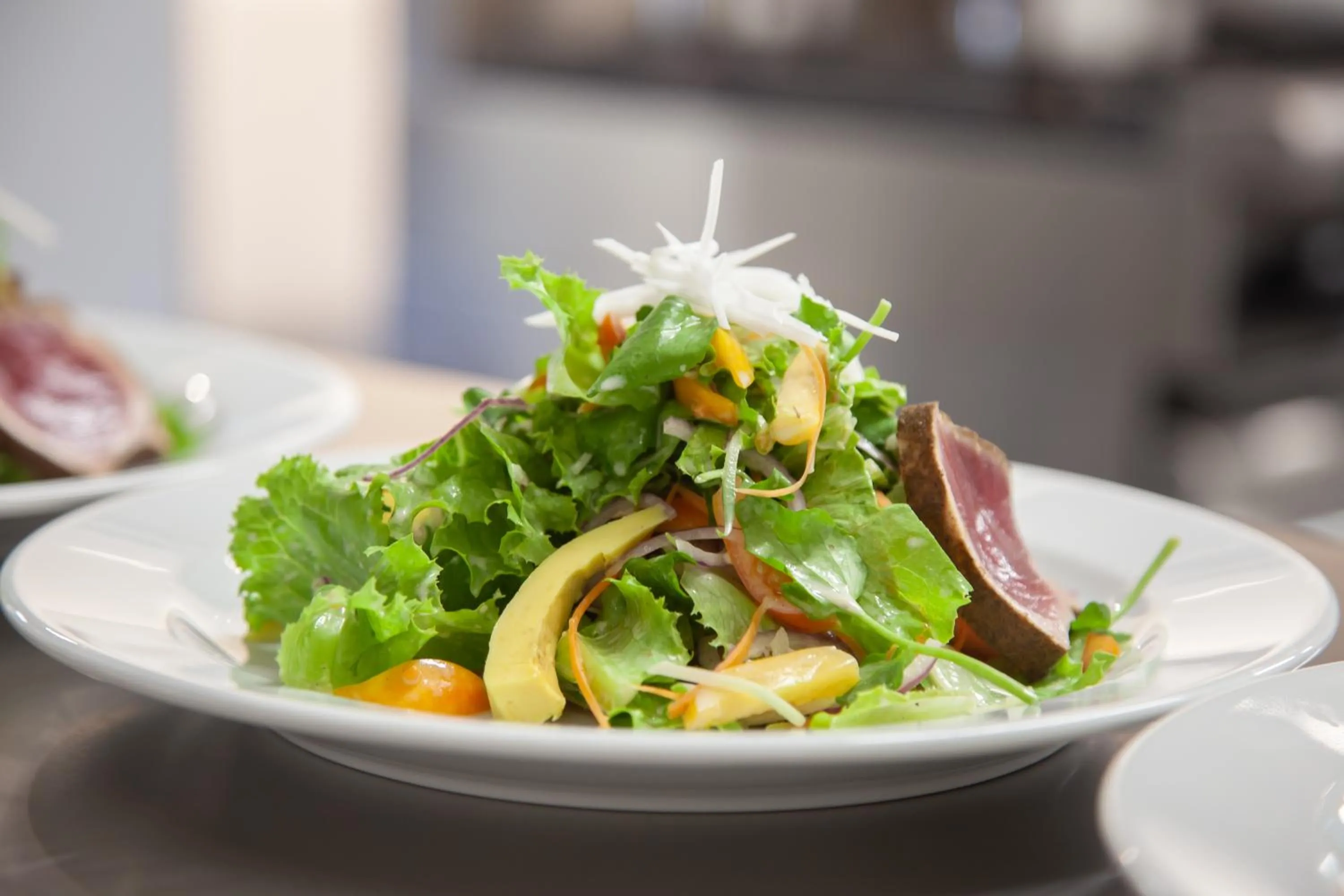 Restaurant/places to eat in Lava Hotel