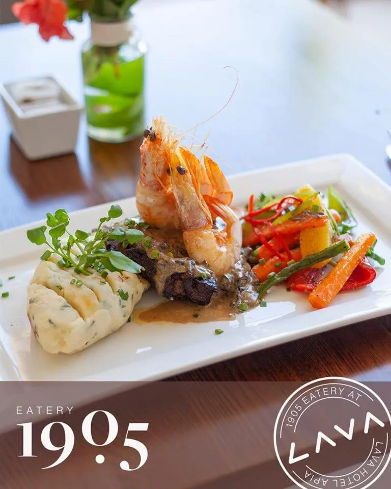 Restaurant/places to eat in Lava Hotel