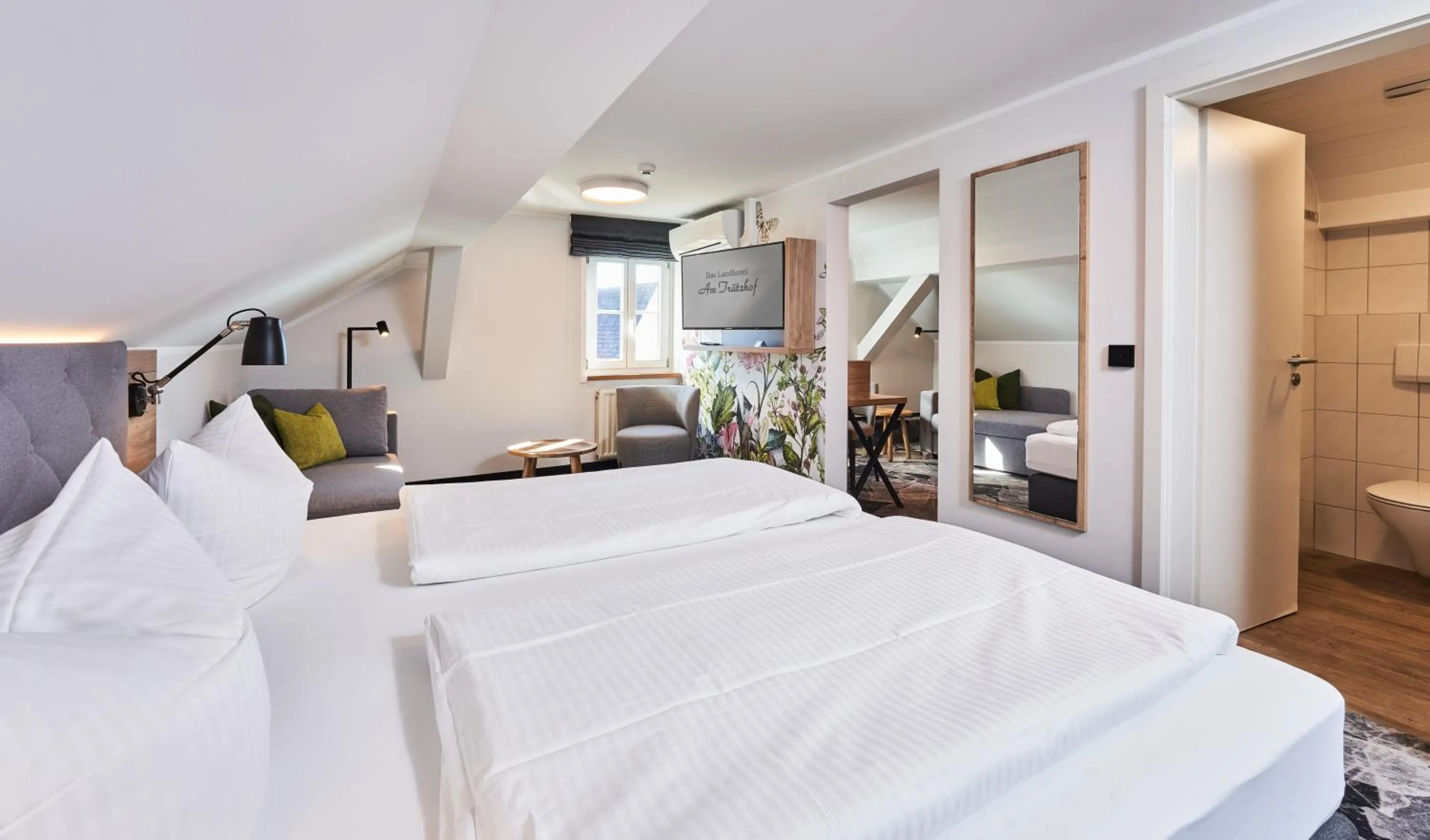 Bed in Das Landhotel am Trätzhof Fulda