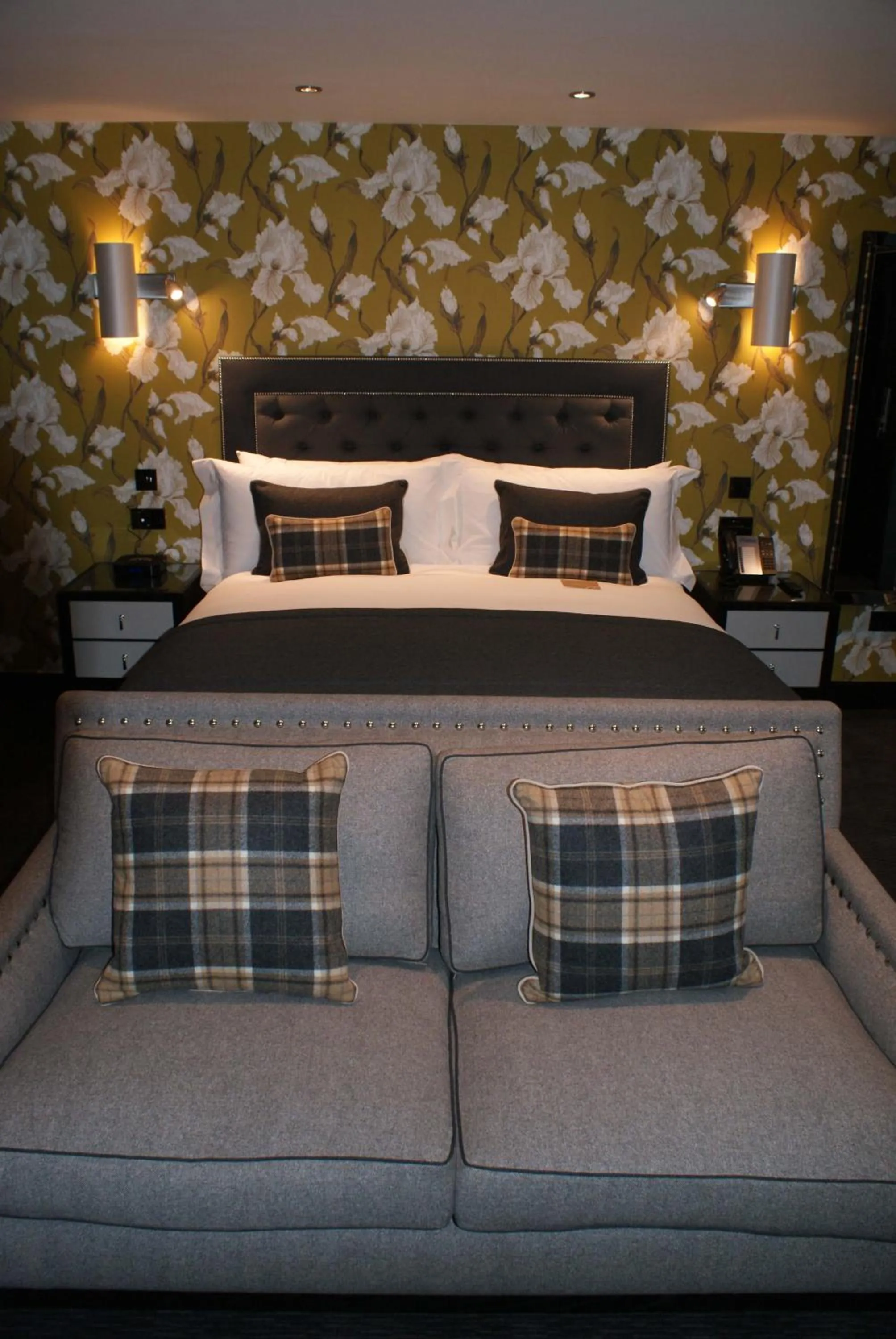 Bed in Fonab Castle Hotel