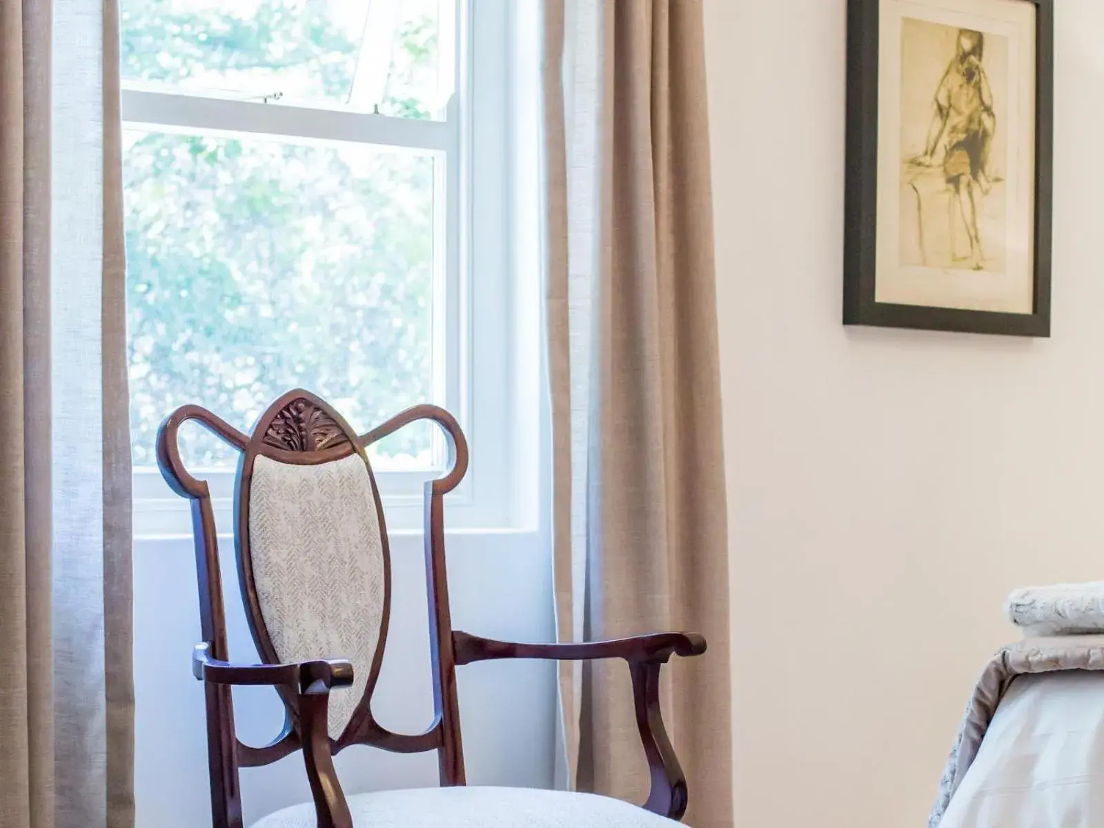 Decorative detail, Bed in Maison Montagne Decorative detail, Bed in Maison Montagne