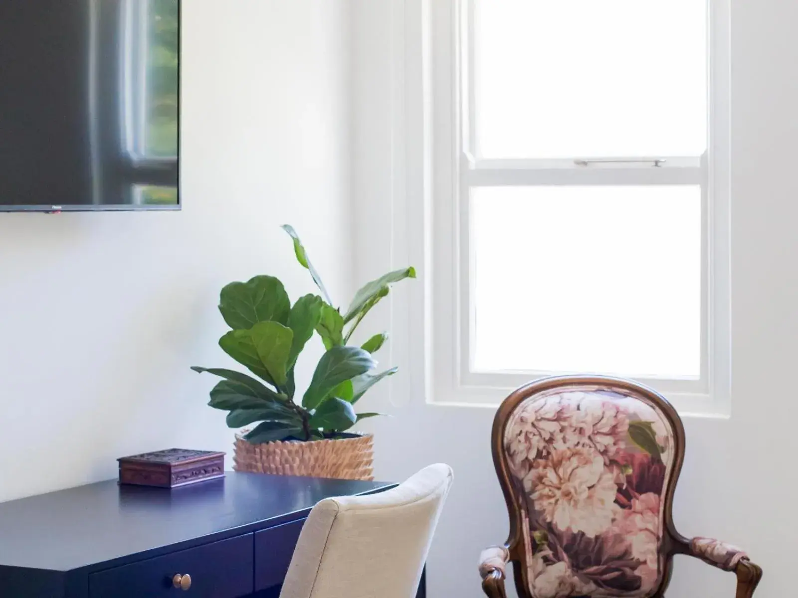 Decorative detail in Maison Montagne Decorative detail in Maison Montagne