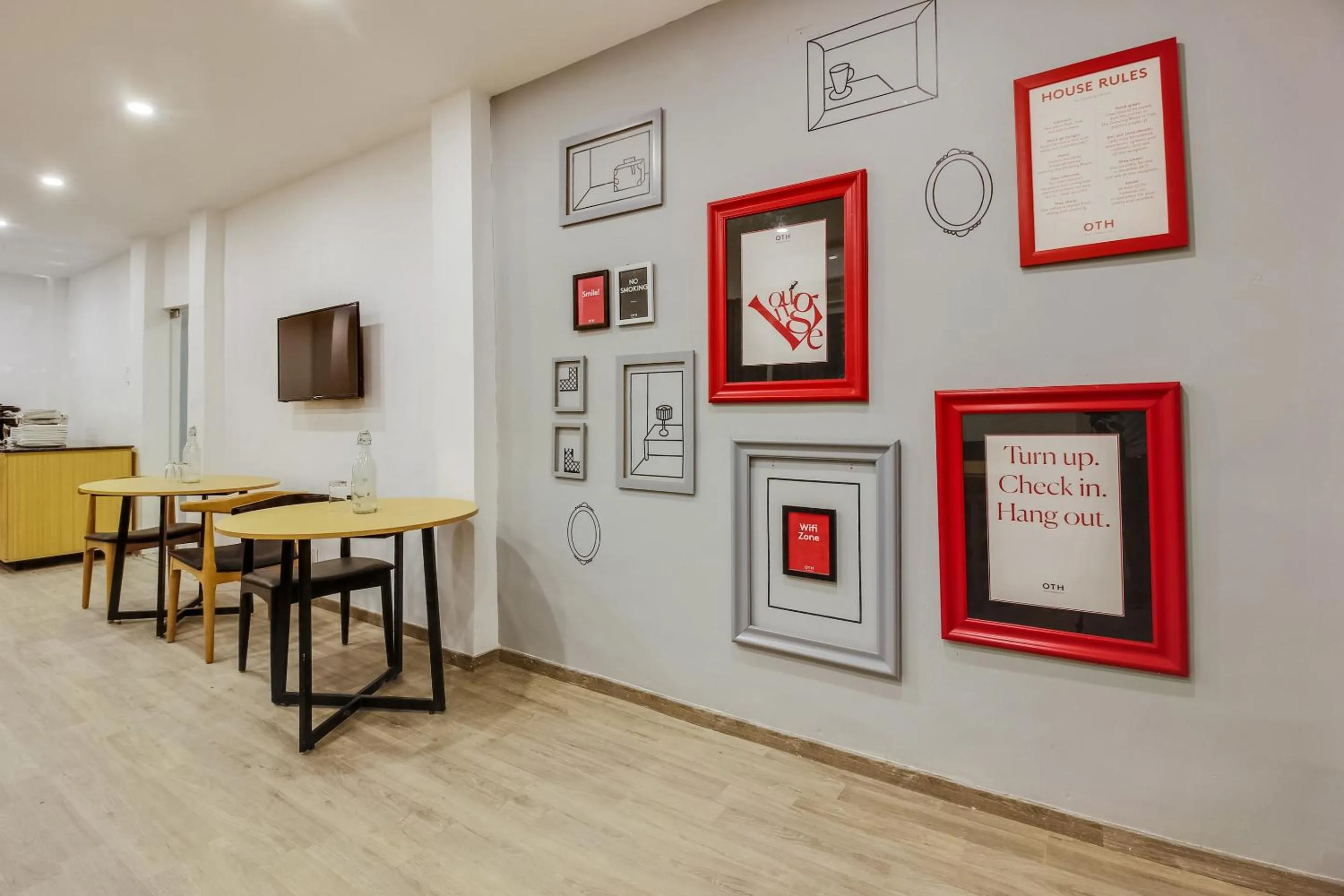 Restaurant/places to eat in Super Townhouse 359 Begumpet Near Hyderabad Central