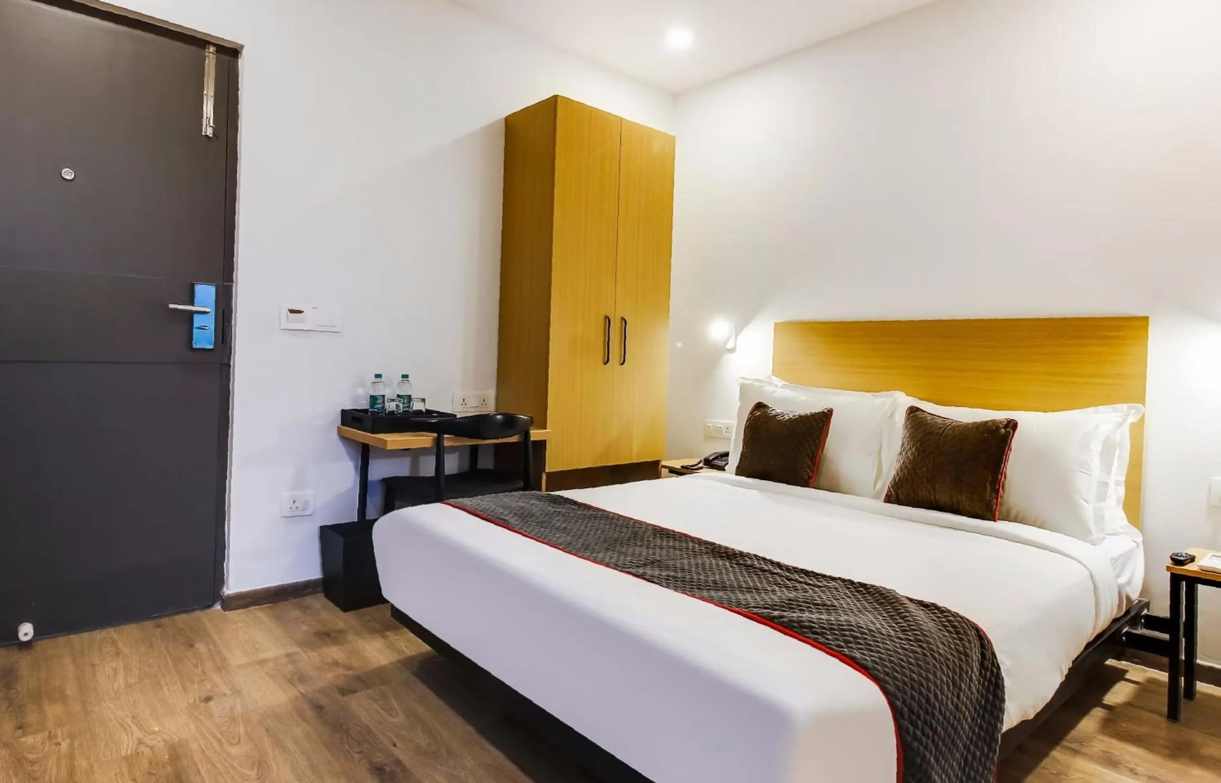 Other in Super Townhouse De Alphabet