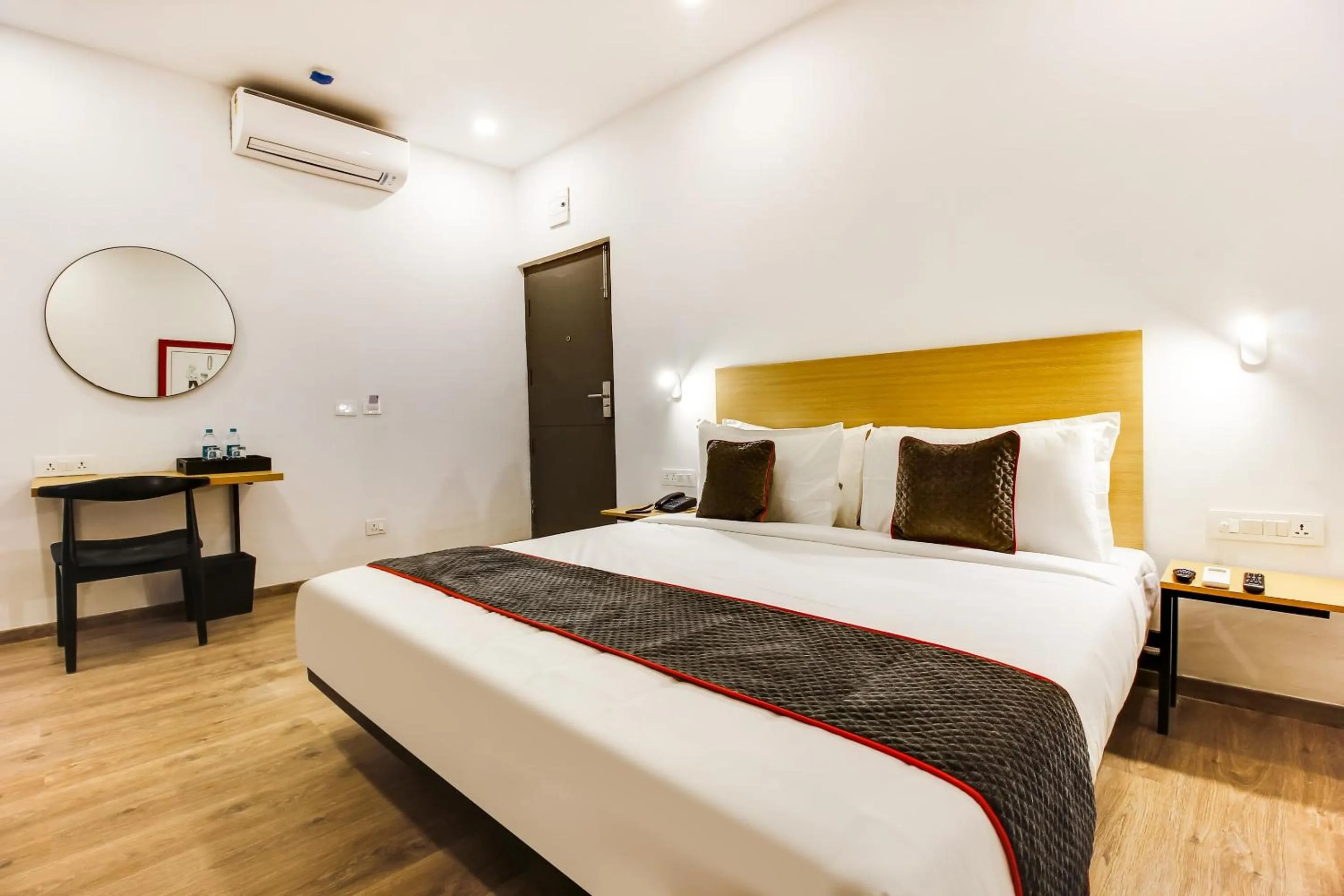 Bedroom in Super Townhouse De Alphabet