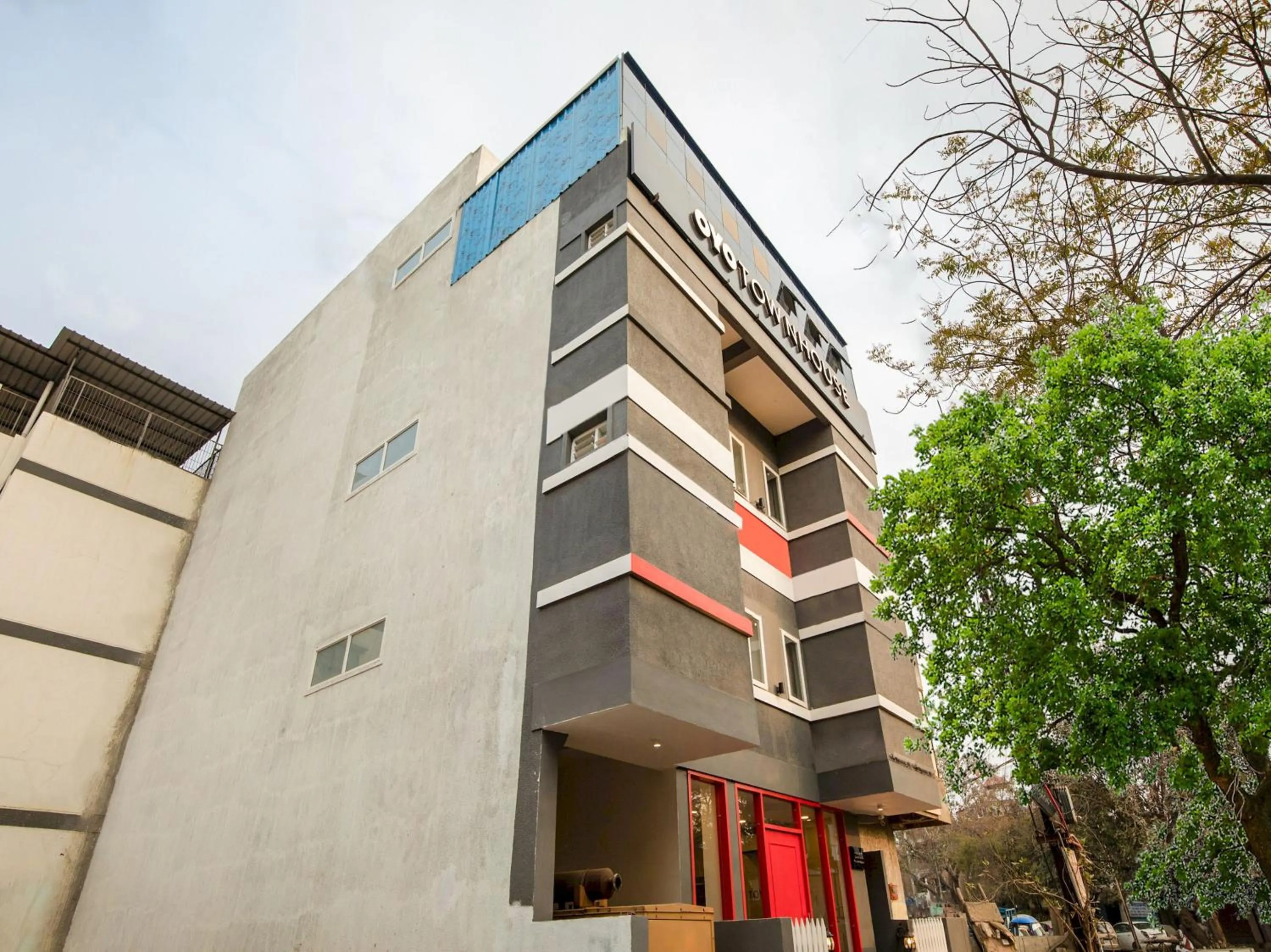 Facade/entrance in Townhouse Pipliyahana Square
