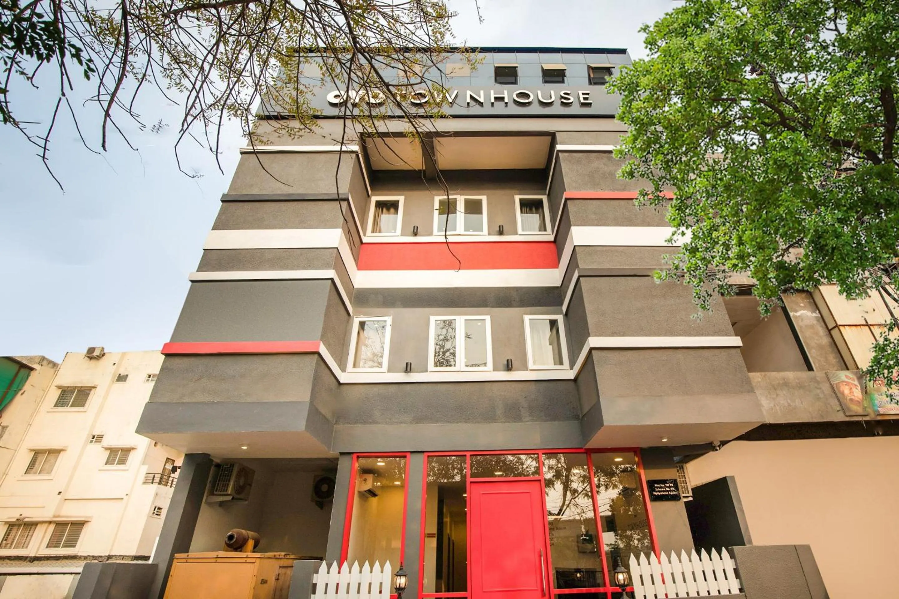 Facade/entrance in Townhouse Pipliyahana Square