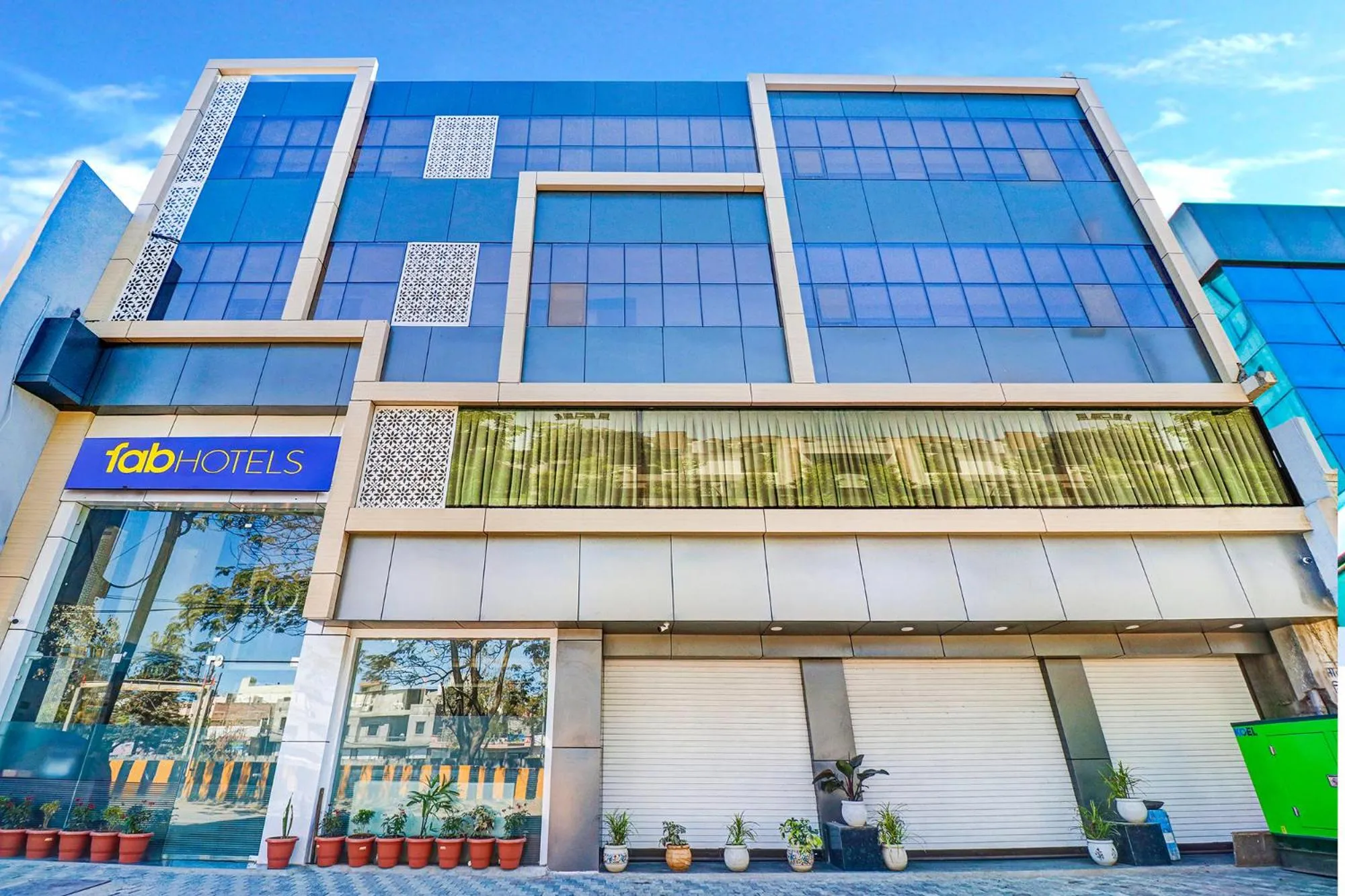 Property building in FabHotel Meera Palace