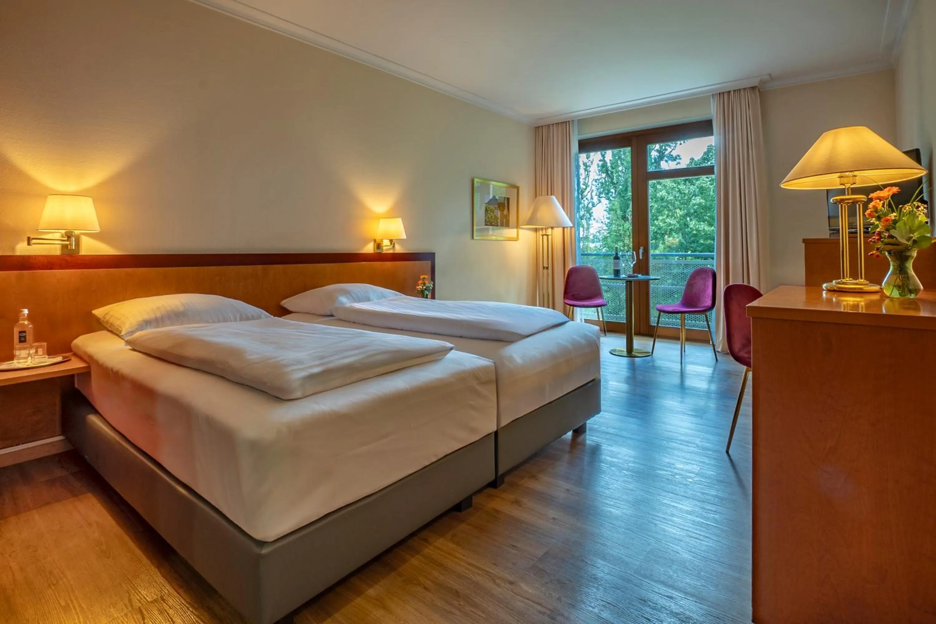 Photo of the whole room, Bed in Dolce by Wyndham Bad Nauheim