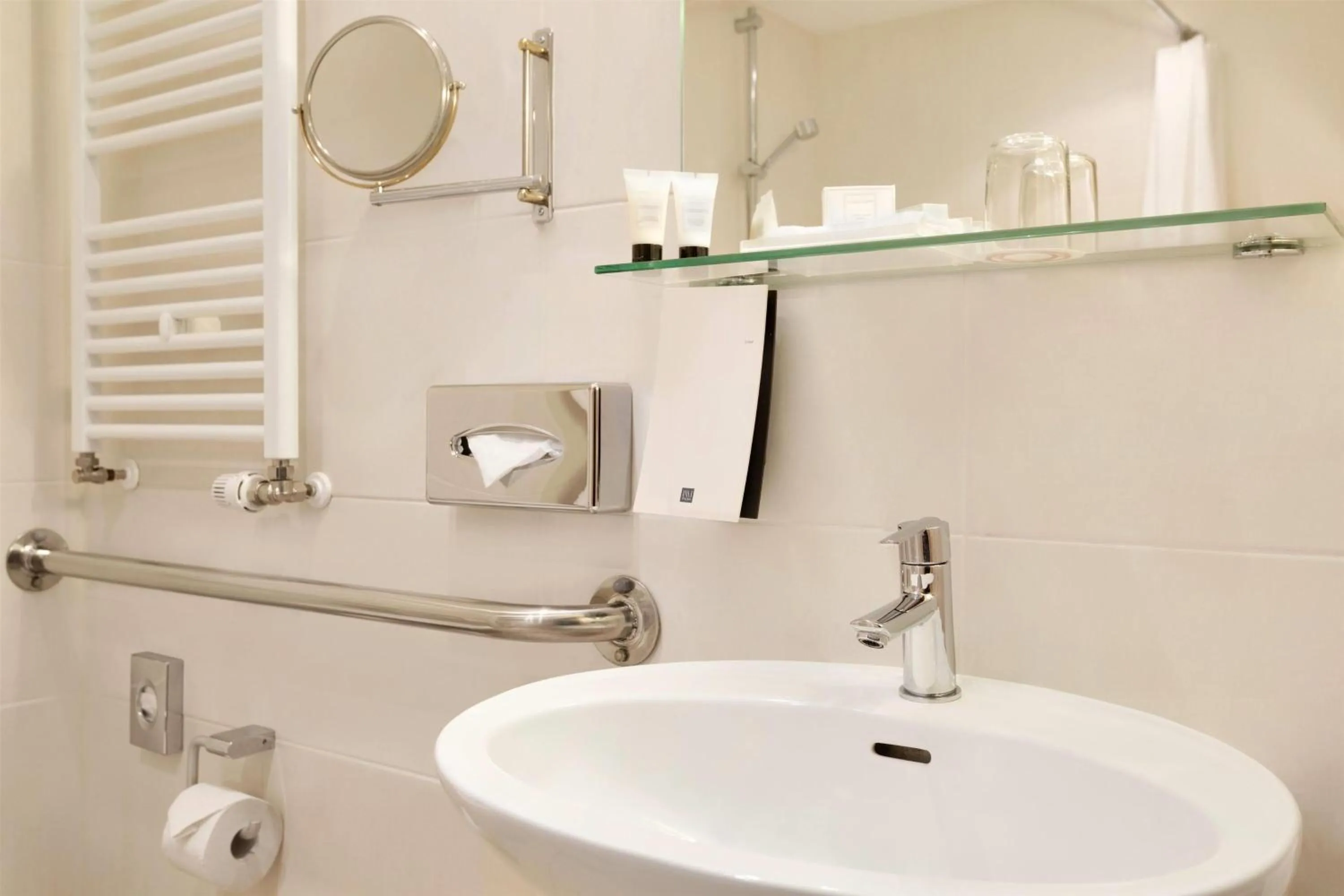 Bathroom in Dolce by Wyndham Bad Nauheim