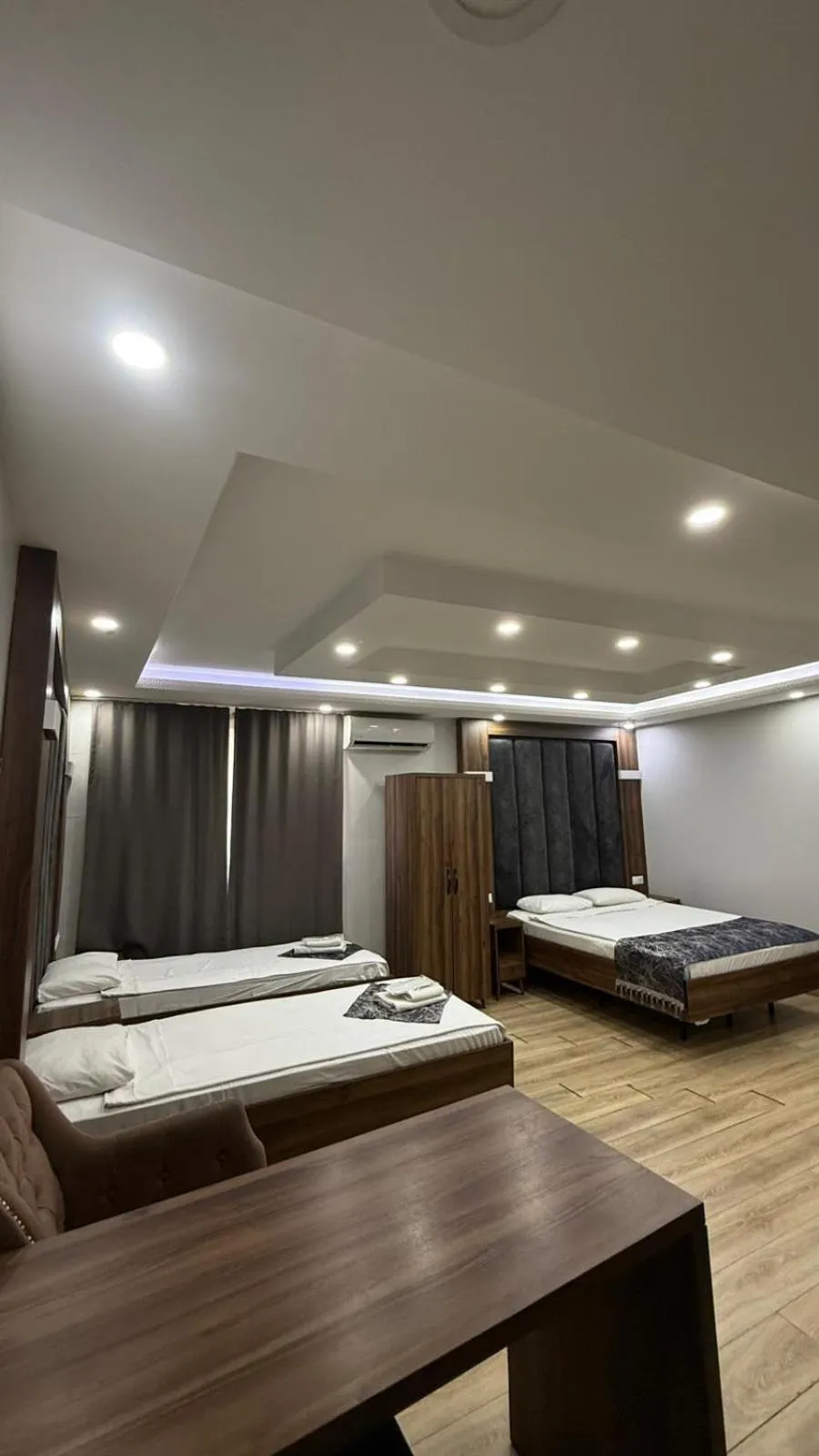 Bed in Han Suite Hotel