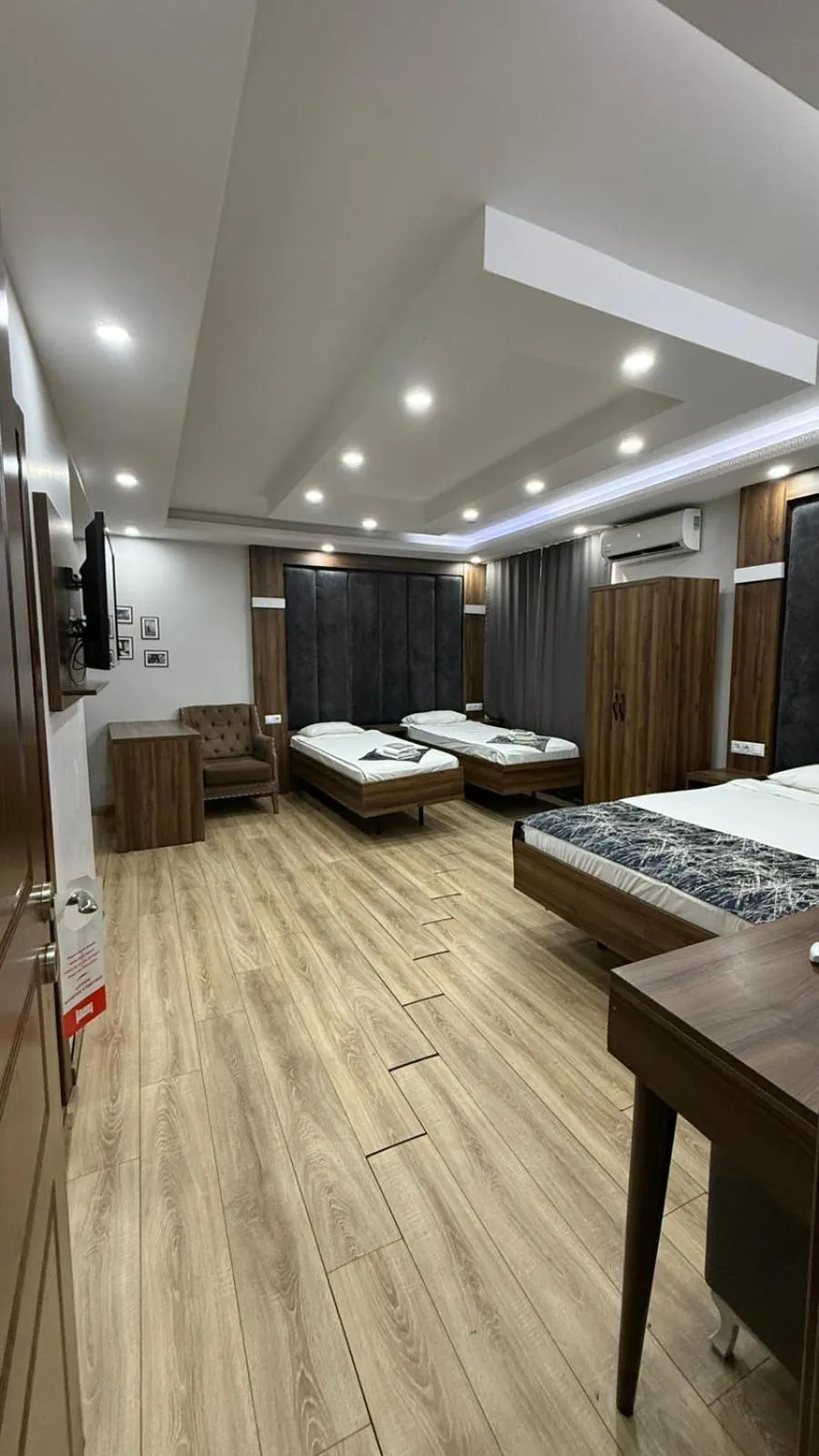 Photo of the whole room in Han Suite Hotel