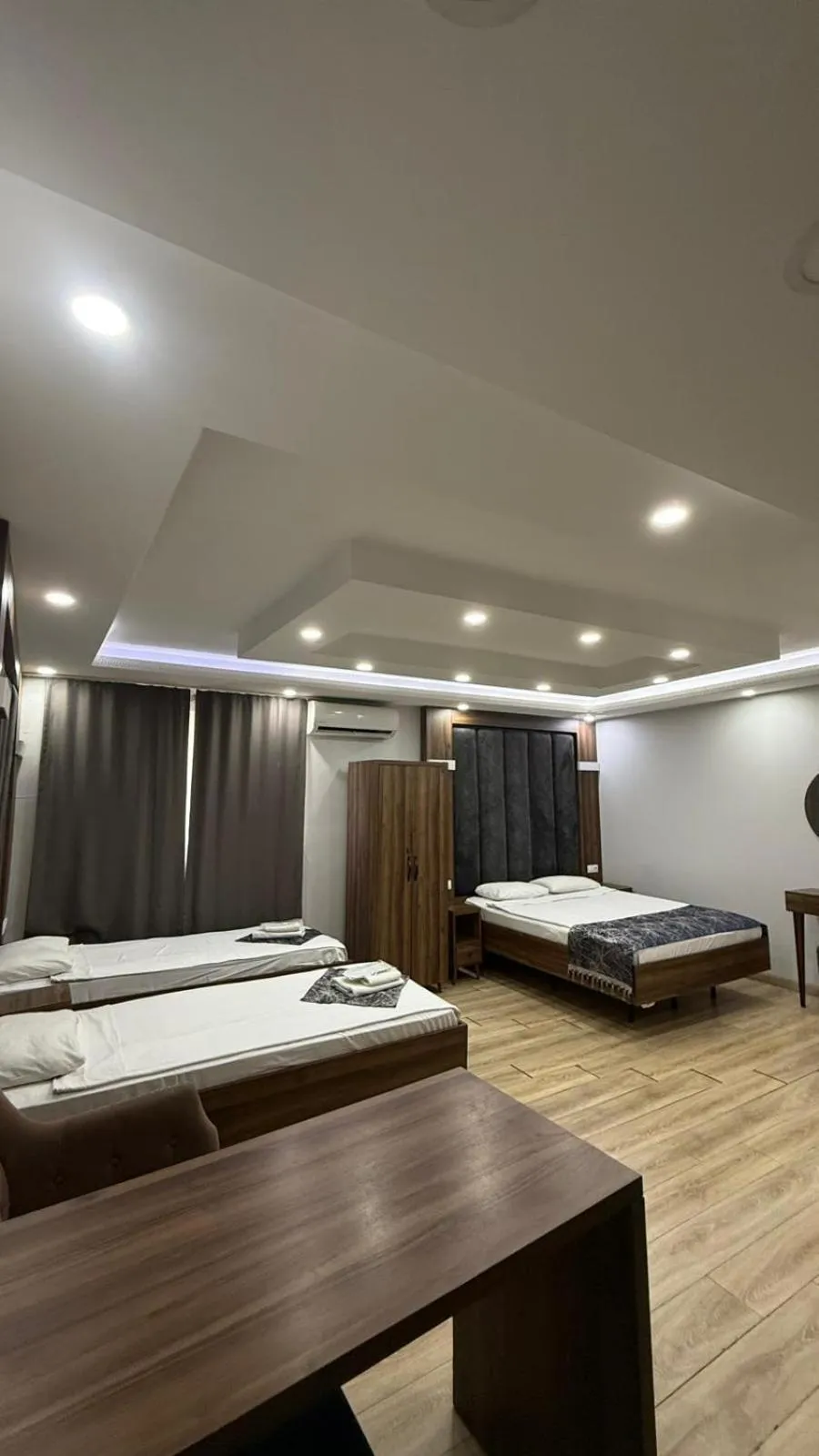 Bed in Han Suite Hotel