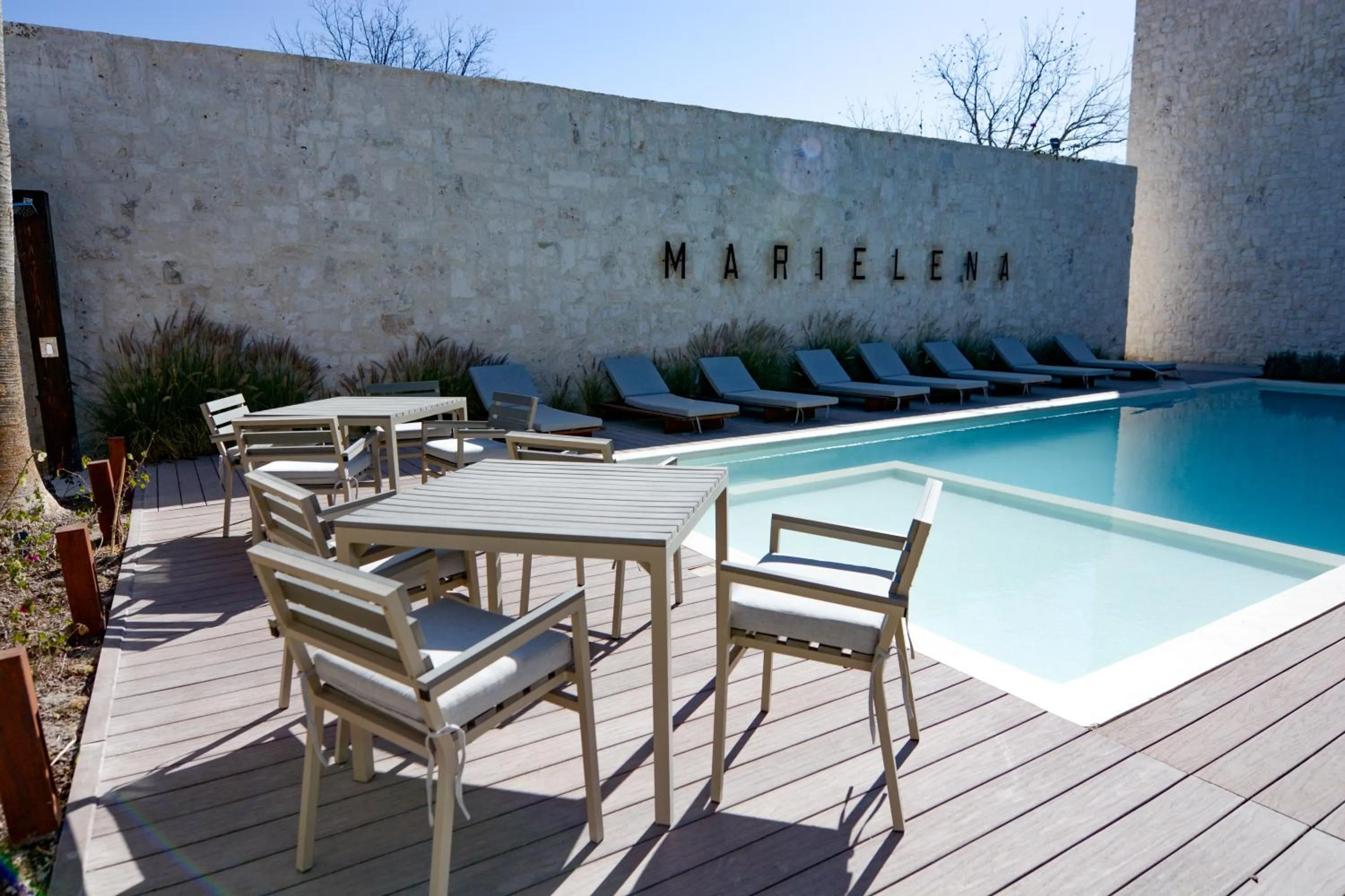 Swimming pool in Hotel Marielena
