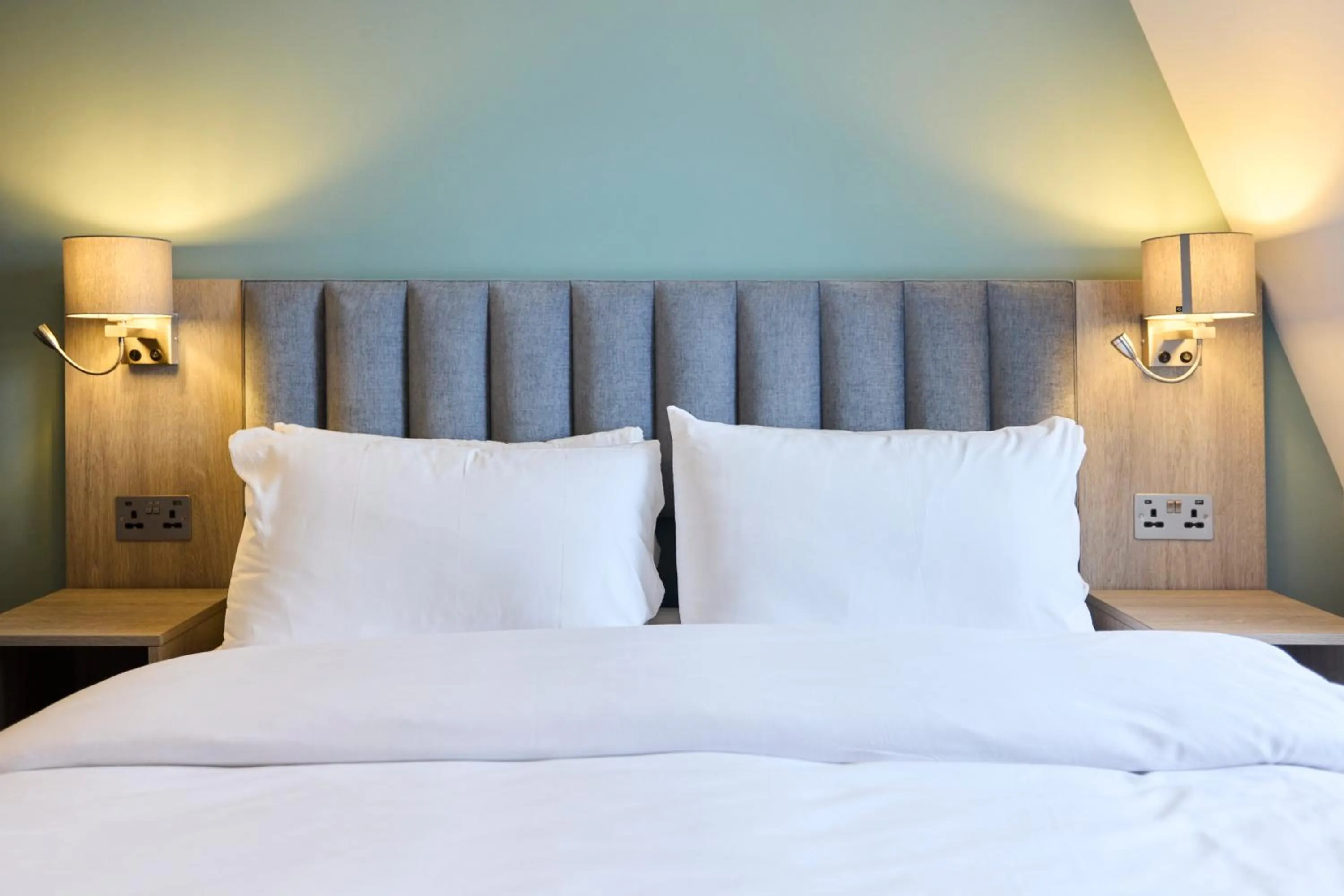 Bed in Prince William Hotel