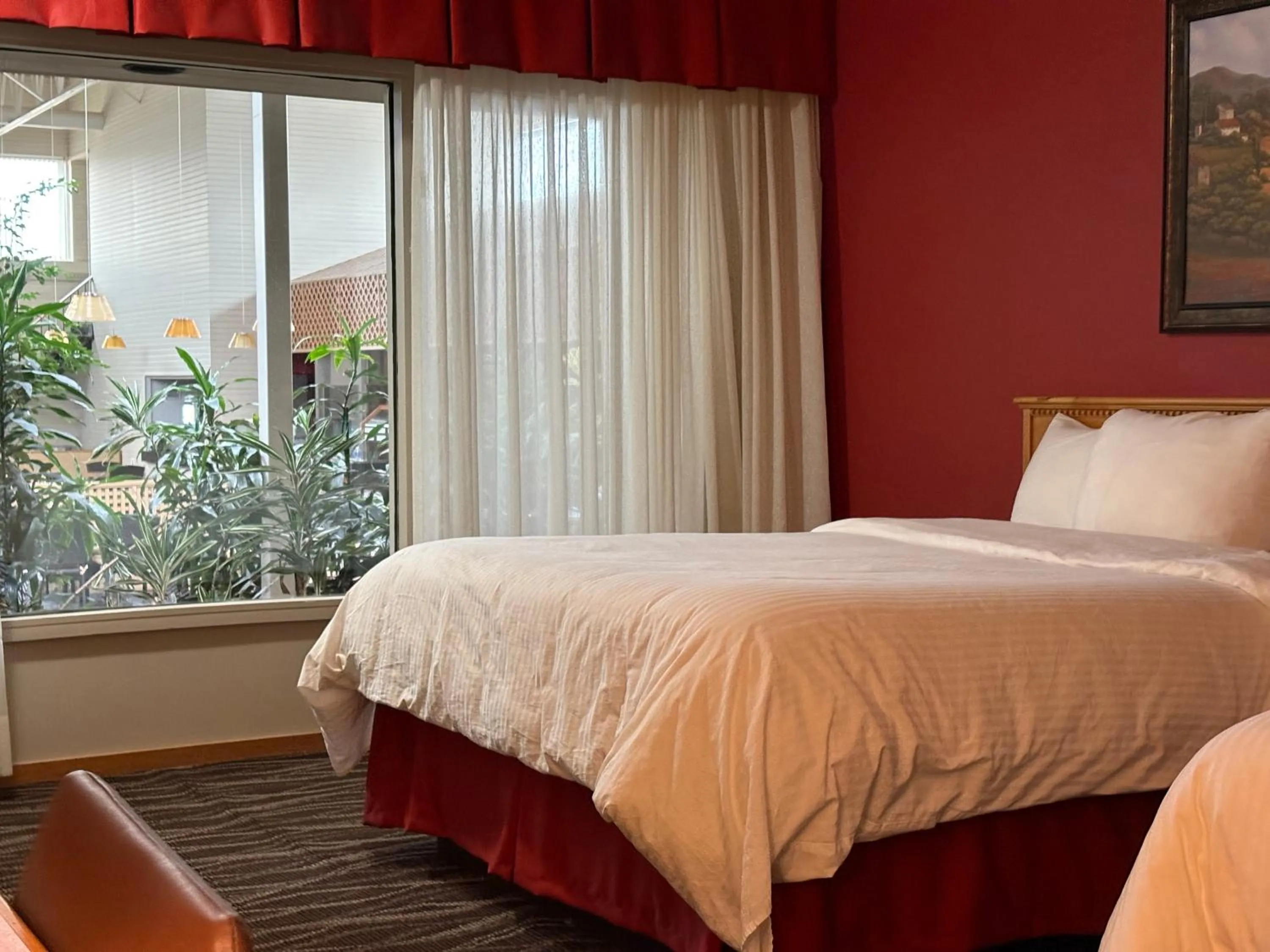 Restaurant/places to eat, Bed in Westlock Inn & Conference Centre