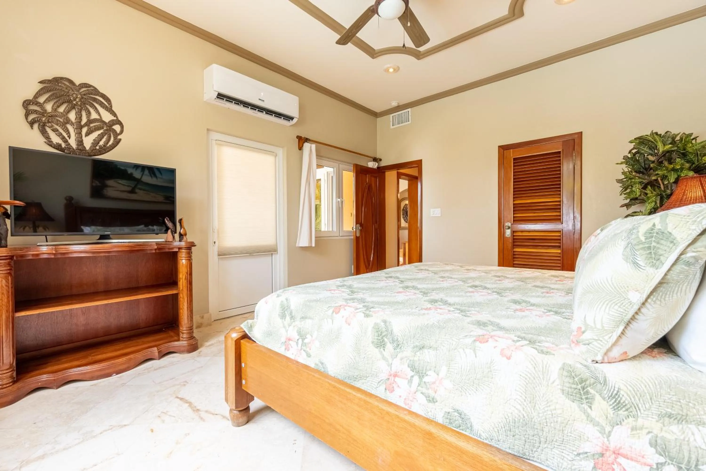 Bedroom, Bed in Belizean Cove Estates Beachfront Villas
