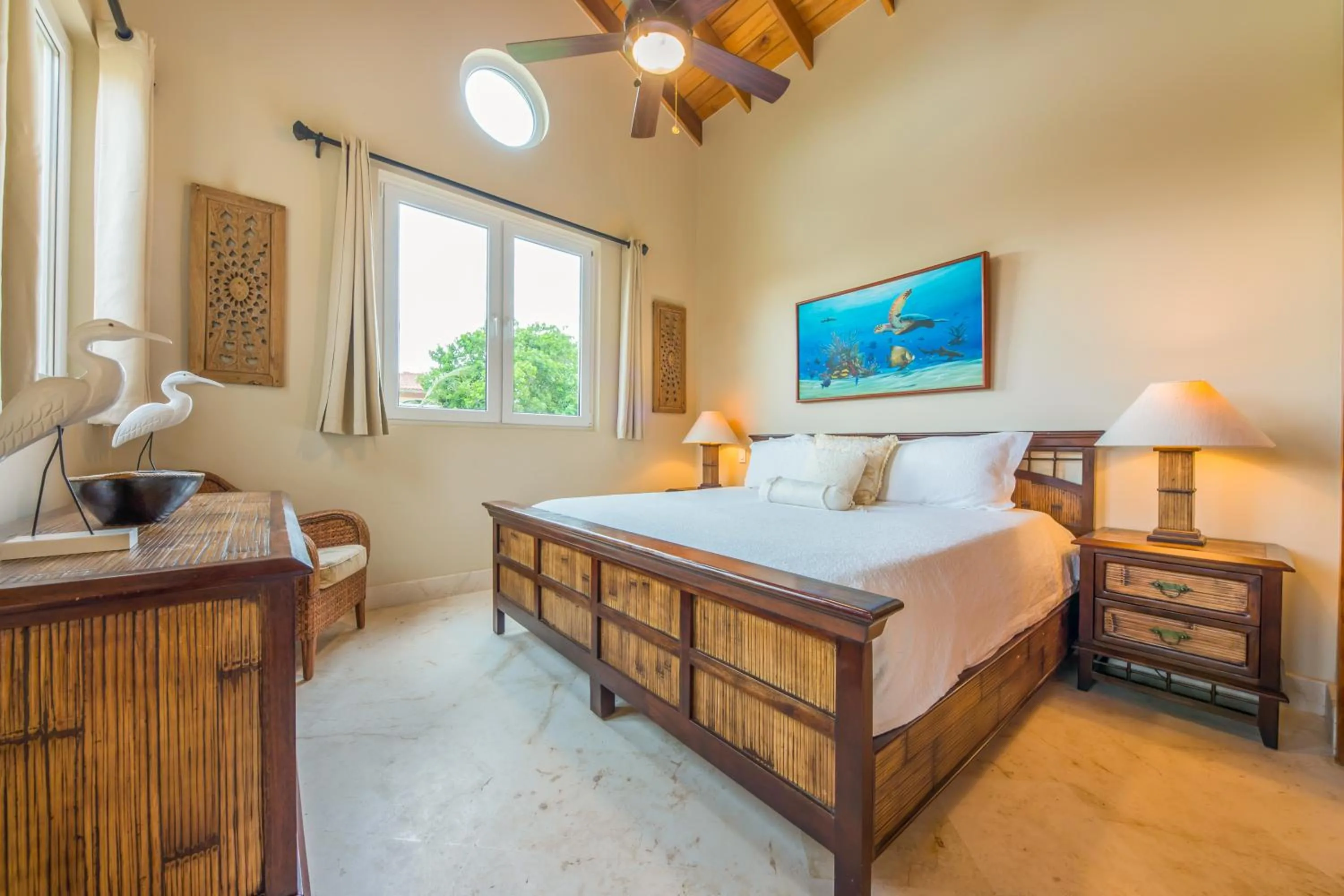 Bedroom, Bed in Belizean Cove Estates Beachfront Villas