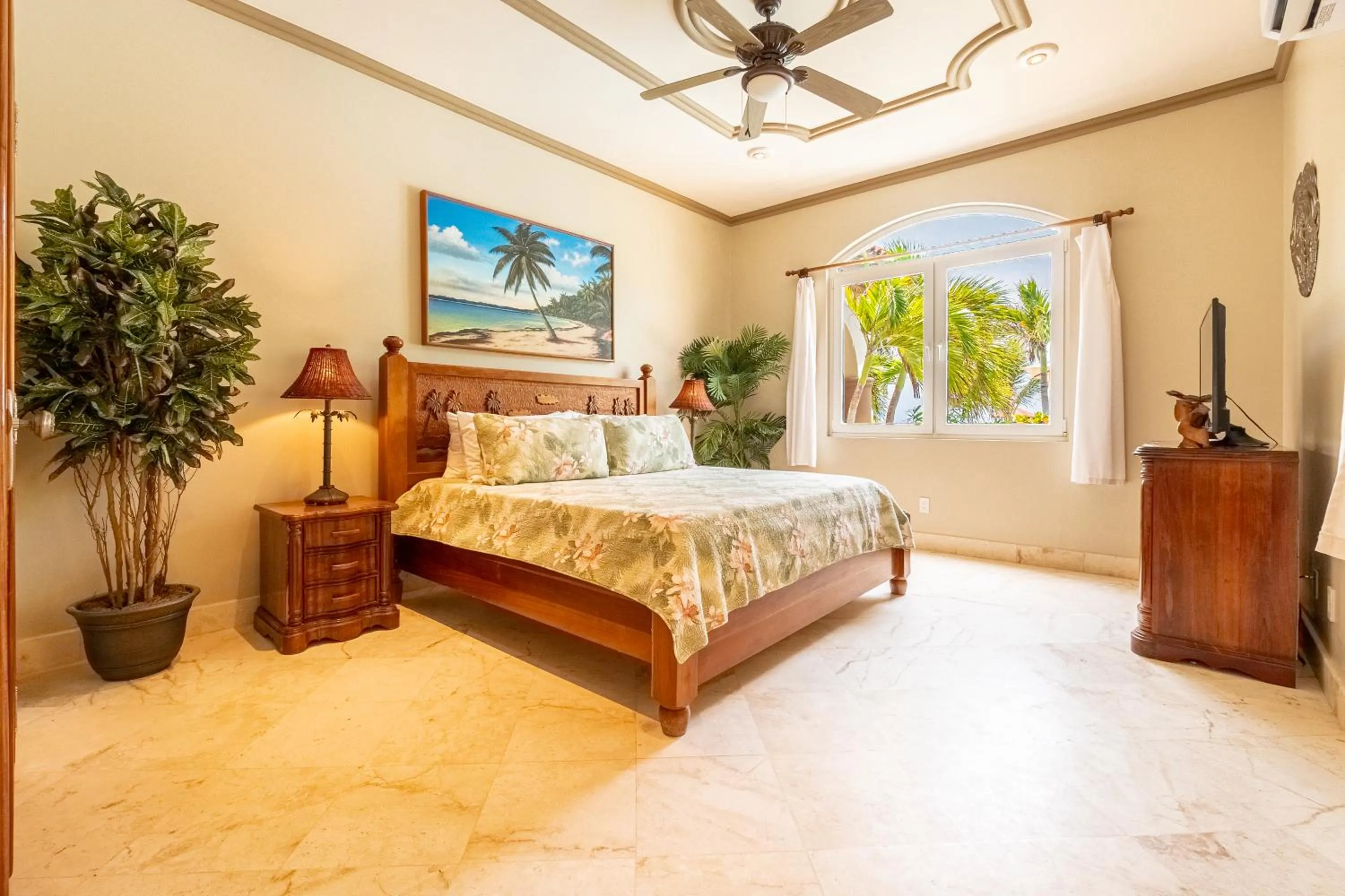 Bedroom, Bed in Belizean Cove Estates Beachfront Villas