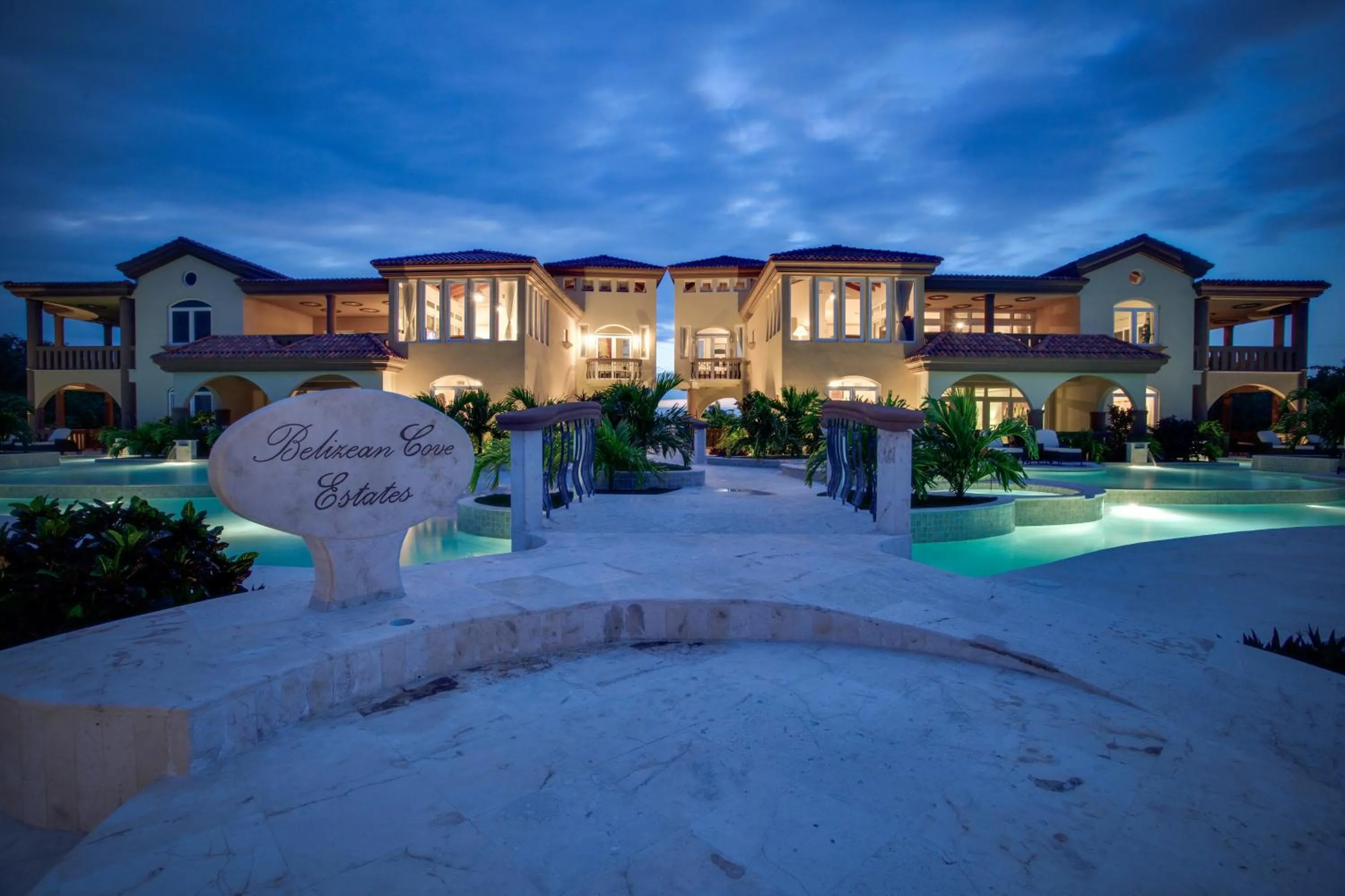 Property building in Belizean Cove Estates Beachfront Villas