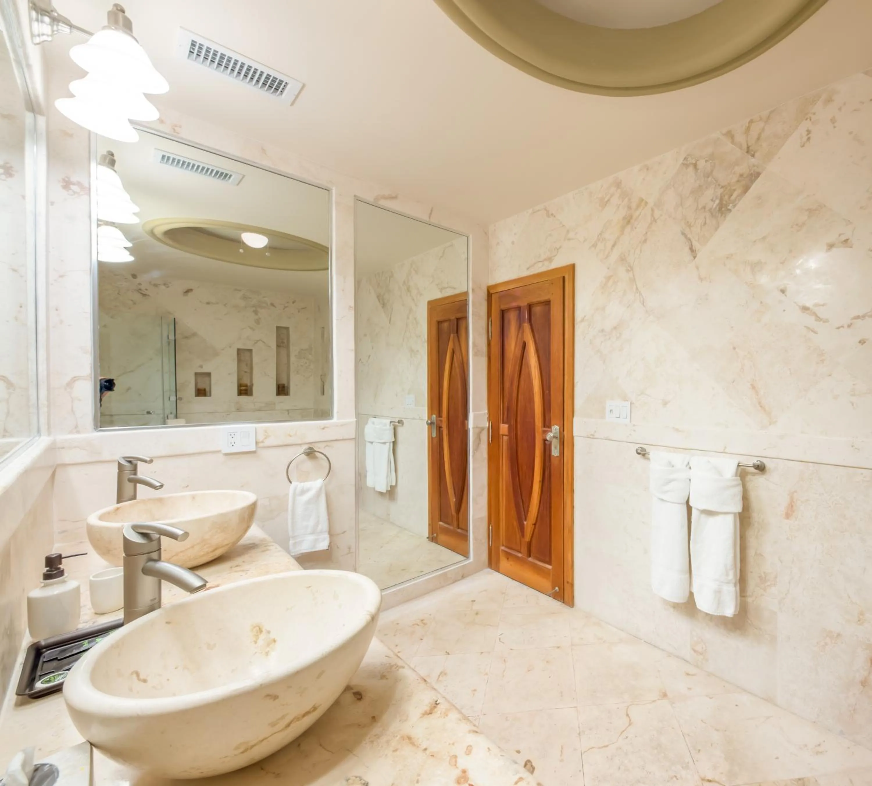 Bathroom in Belizean Cove Estates Beachfront Villas