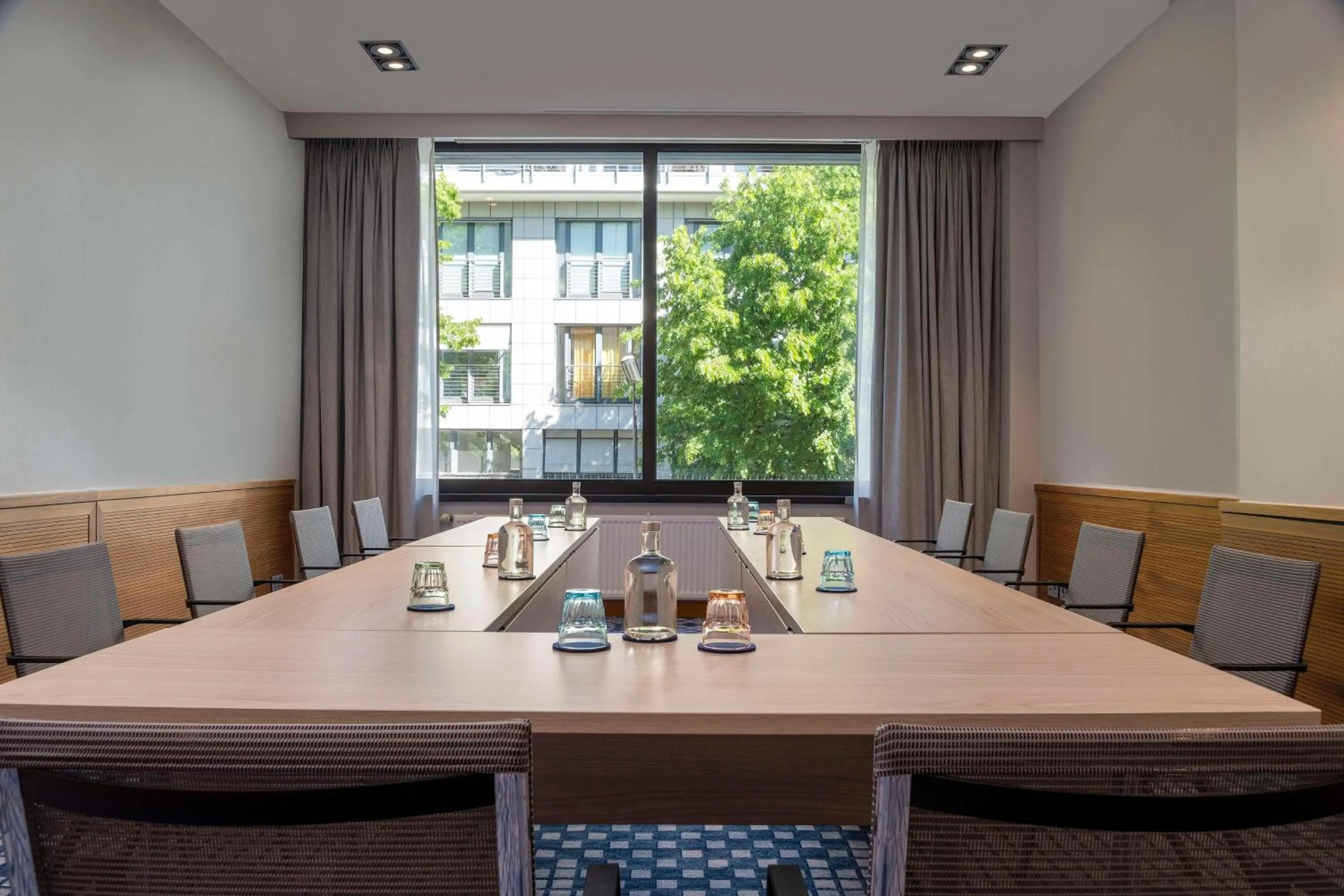 Meeting/conference room in DoubleTree by Hilton Berlin Ku'damm