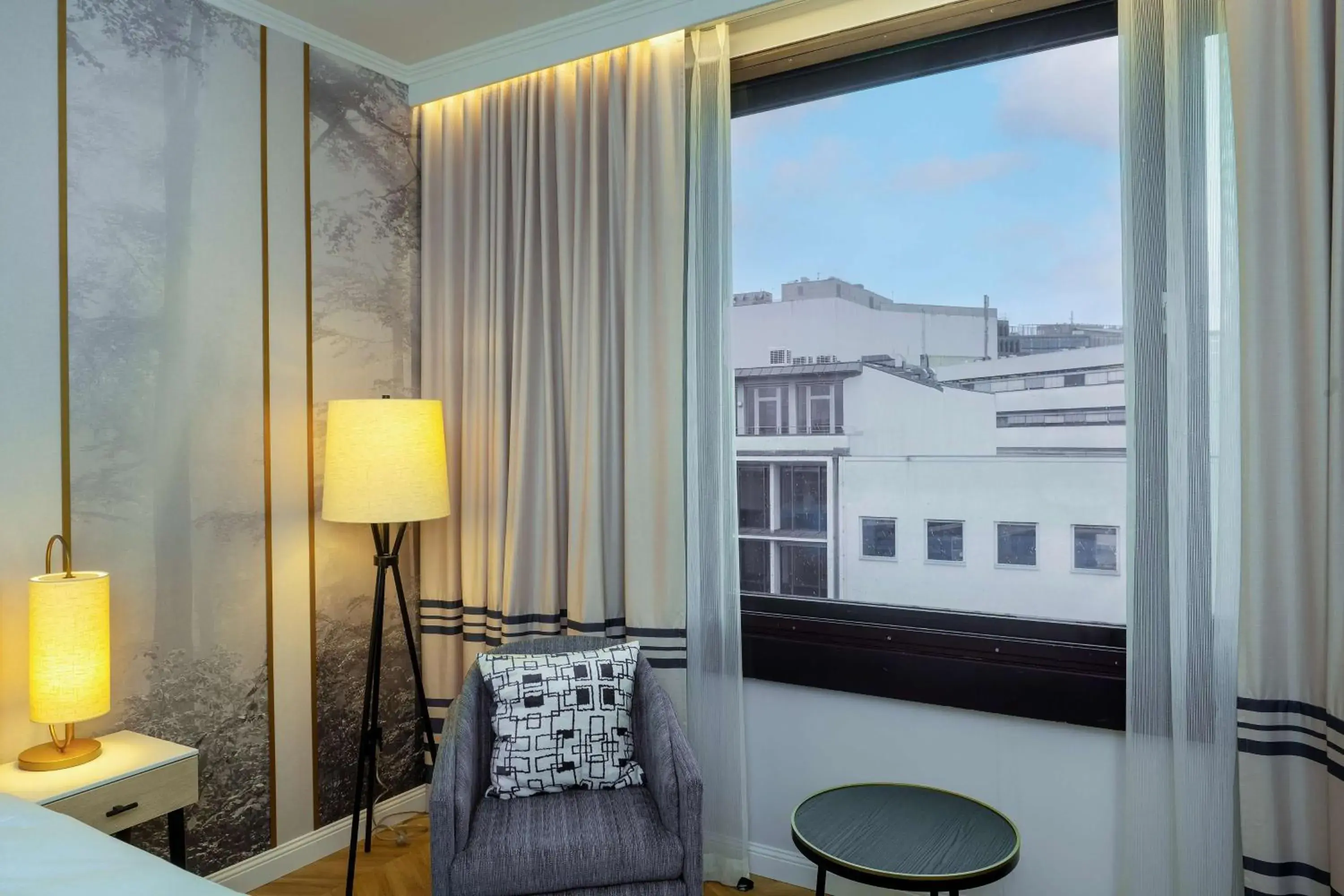 Two-Bedroom Corner Suite in DoubleTree by Hilton Berlin Ku'damm Two-Bedroom Corner Suite in DoubleTree by Hilton Berlin Ku'damm