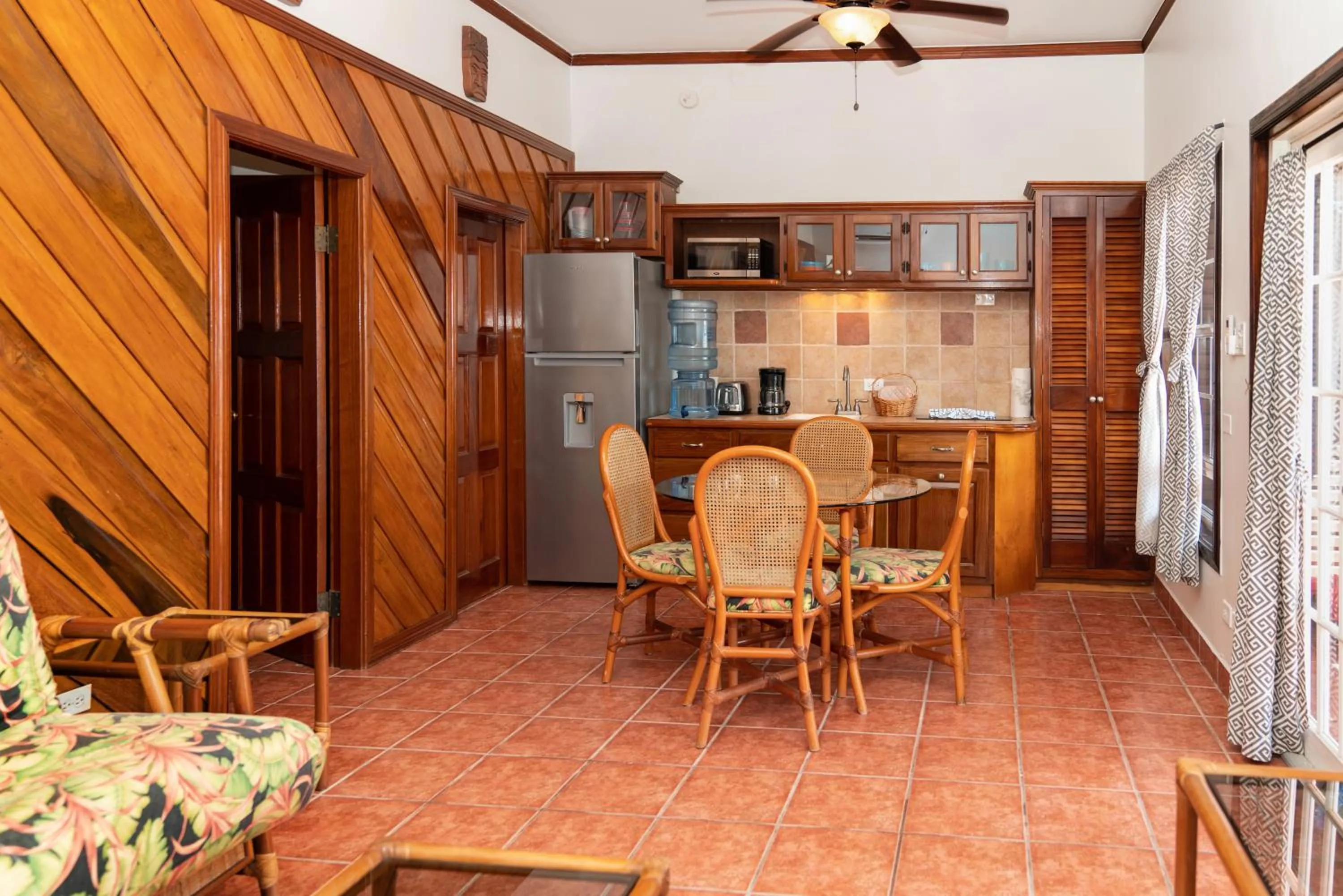 Coffee/tea facilities in X'tan Ha- The Waterfront