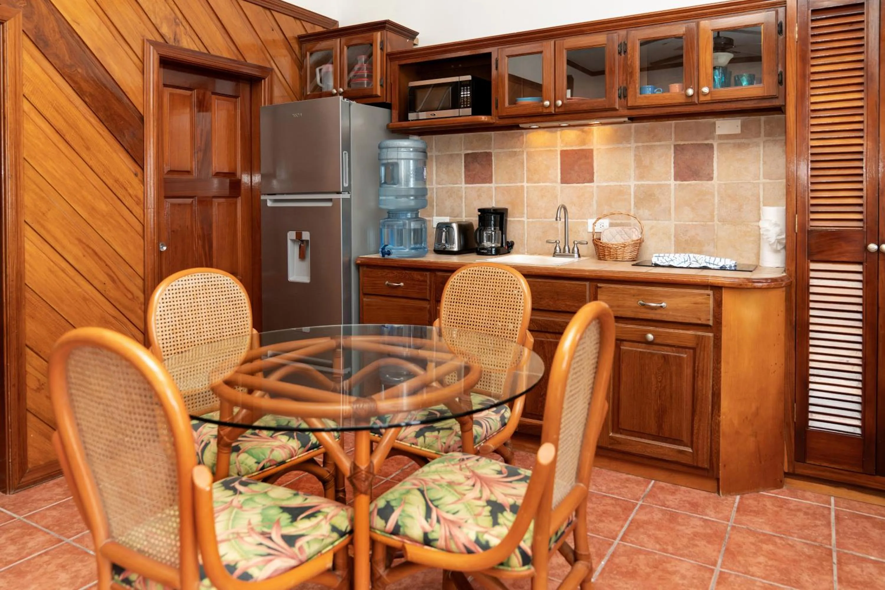 Coffee/tea facilities in X'tan Ha- The Waterfront