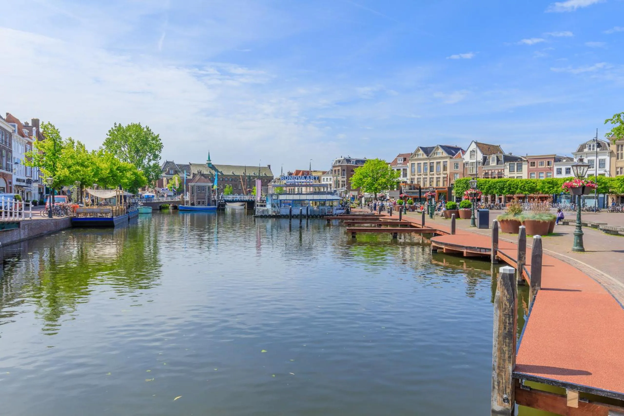 Neighbourhood in LOT Hotel