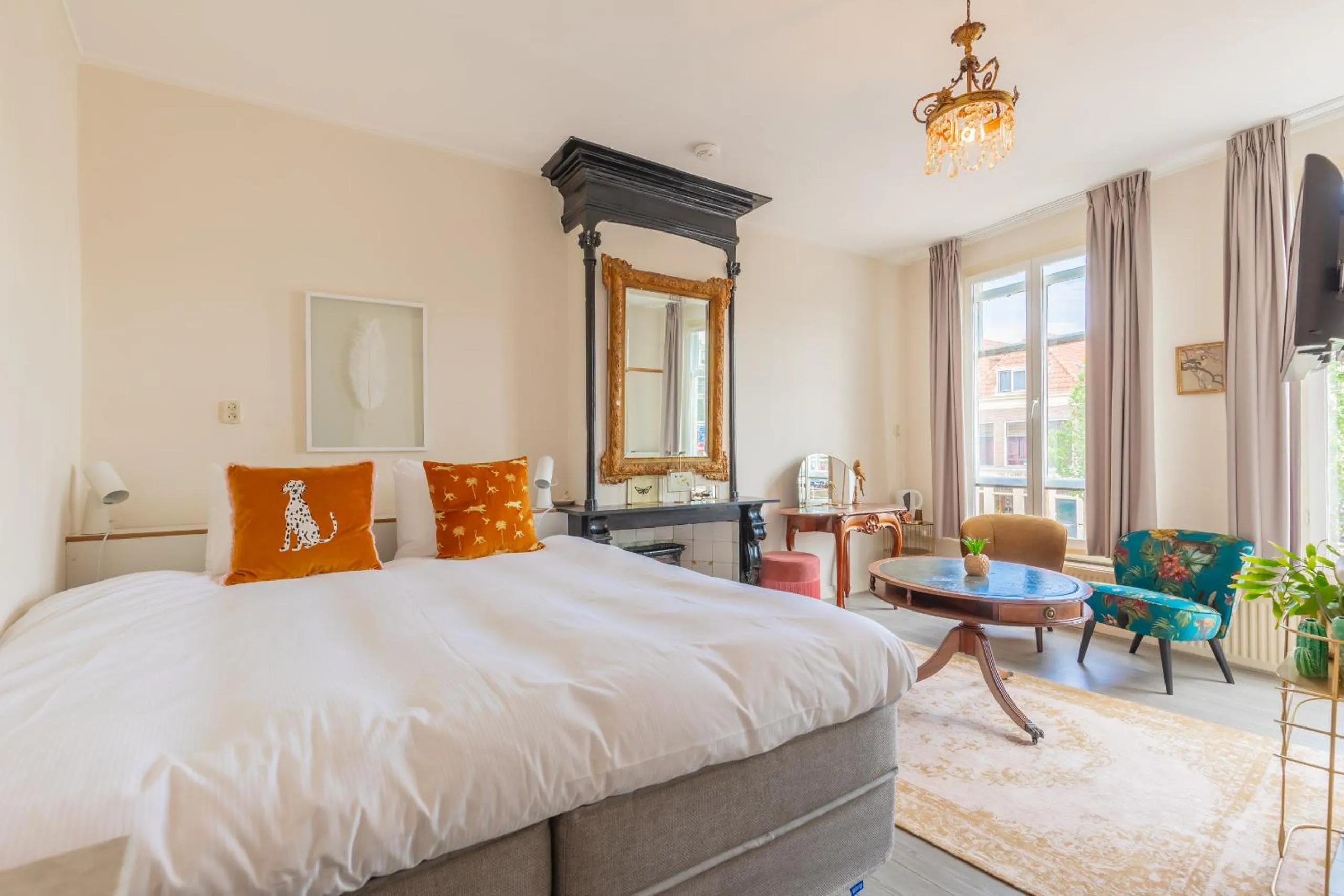 Photo of the whole room, Bed in LOT Hotel