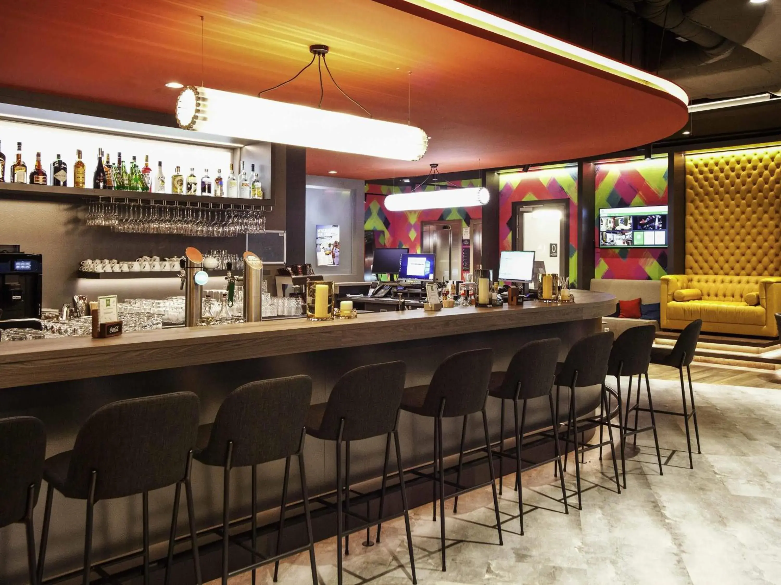 Lounge or bar in ibis Styles Parndorf Neusiedler See Lounge or bar in ibis Styles Parndorf Neusiedler See