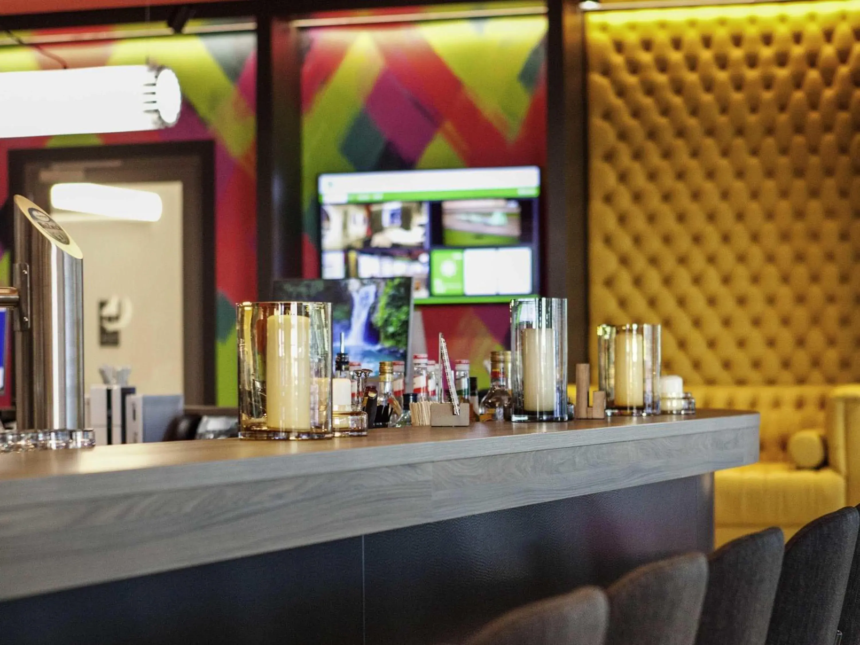 Lounge or bar in ibis Styles Parndorf Neusiedler See Lounge or bar in ibis Styles Parndorf Neusiedler See