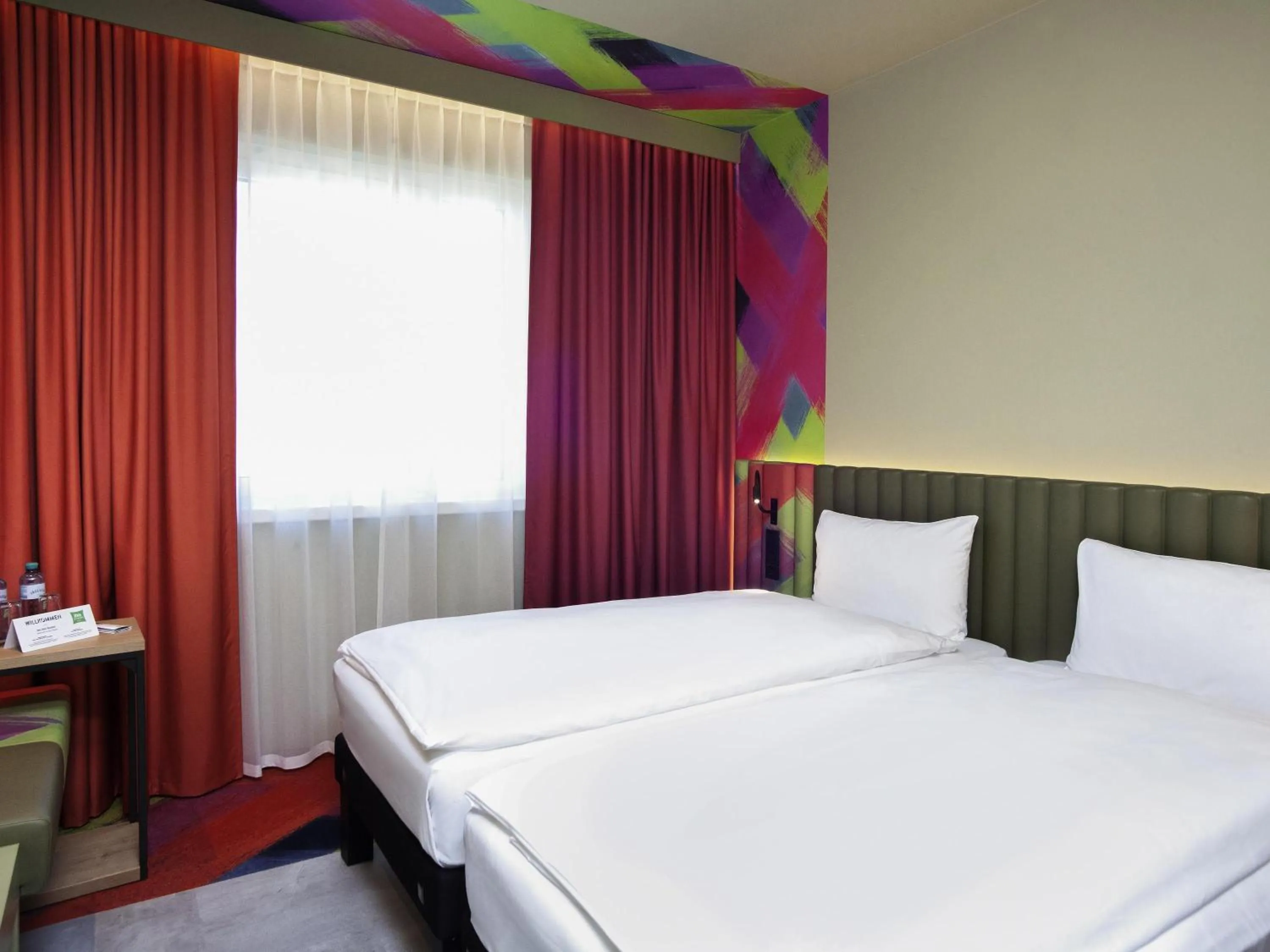 Bedroom, Bed in ibis Styles Parndorf Neusiedler See