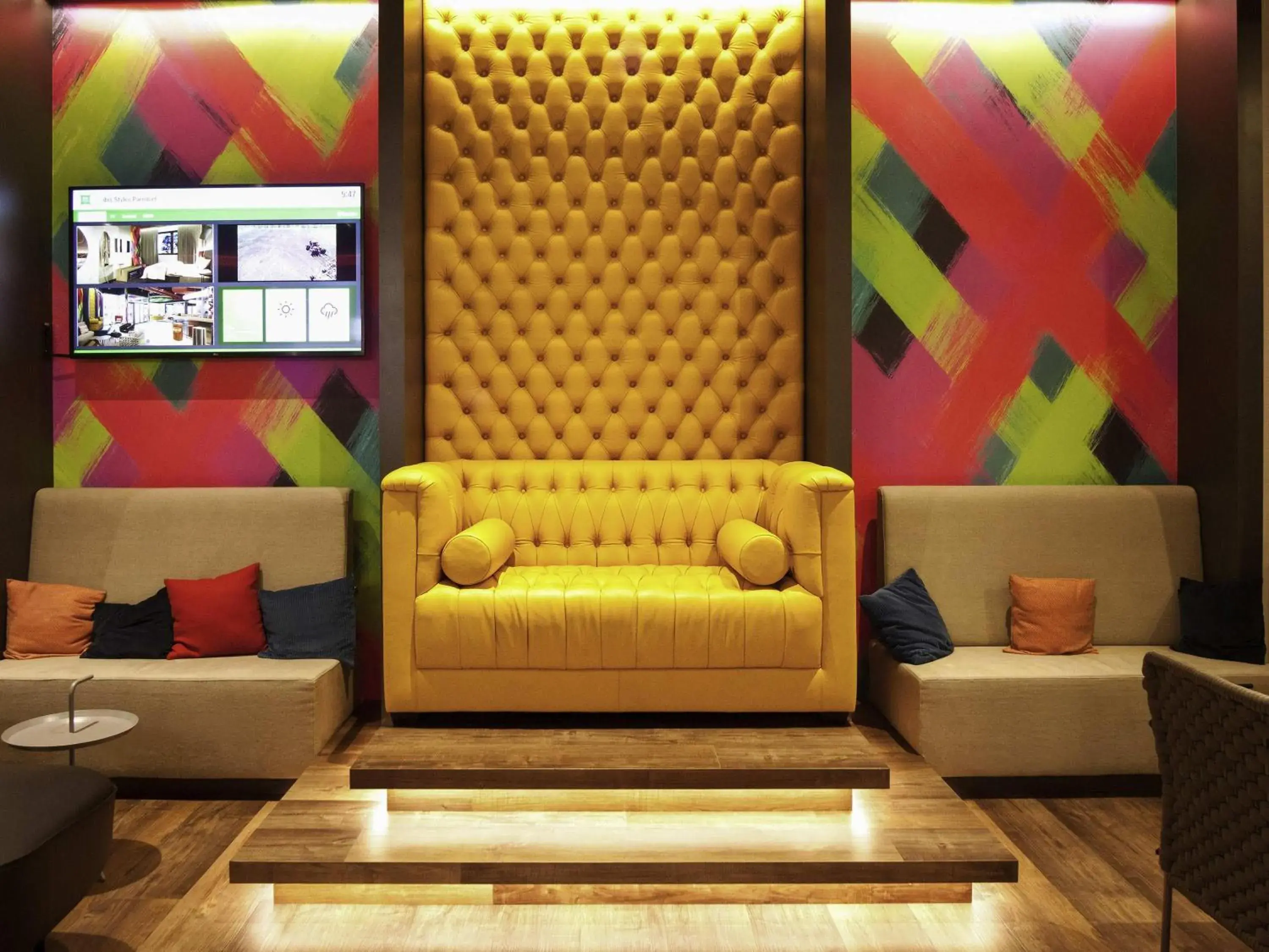 Lounge or bar in ibis Styles Parndorf Neusiedler See Lounge or bar in ibis Styles Parndorf Neusiedler See