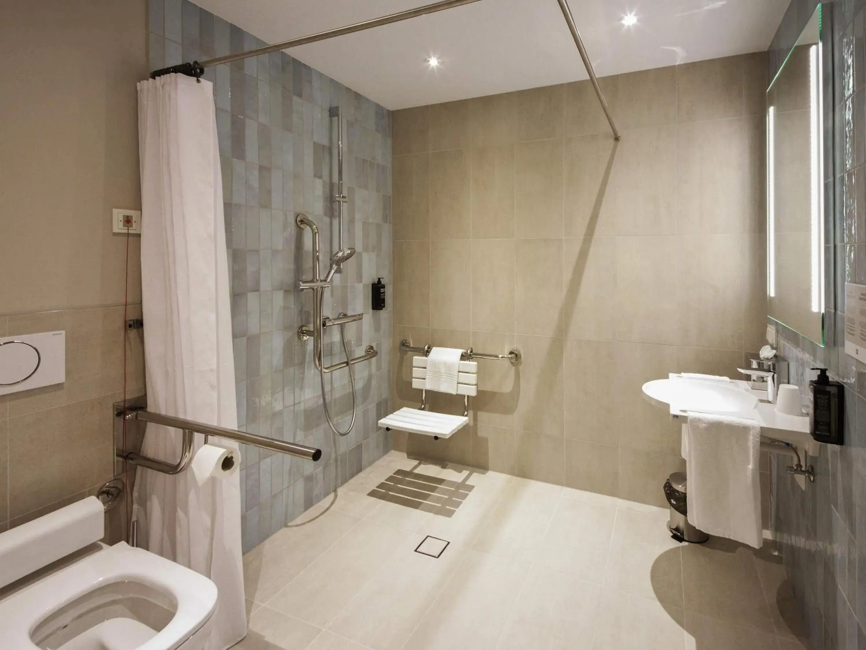 Bedroom in ibis Styles Parndorf Neusiedler See Bedroom in ibis Styles Parndorf Neusiedler See